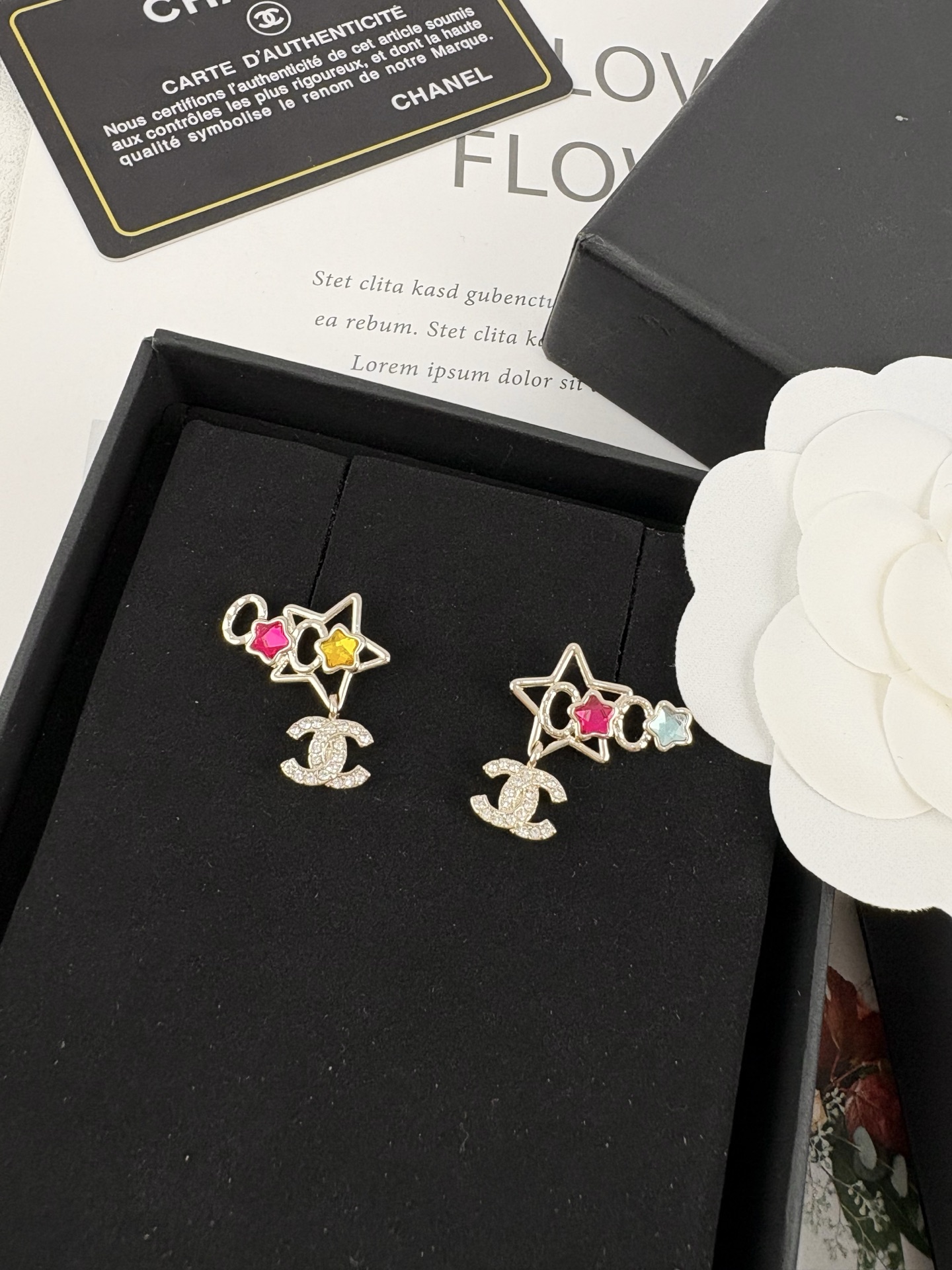 NO:103951,Xiaoxiang new style five-pointed star pastel diamond COCO pendant earrings, Chanel earrings, chanel, earrings19860909小香新款 五角星 粉彩钻 COCO吊坠耳环,香奈儿耳钉,chanel,earrings,Jewelry