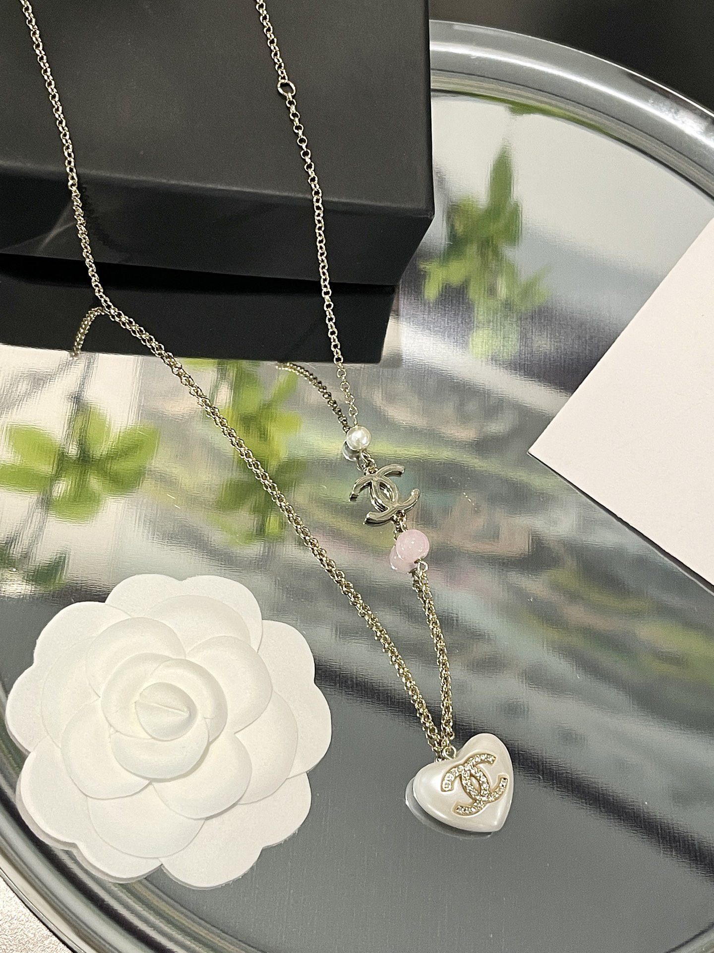 NO:361691,Xiaoxiang classic love white peach heart resin necklace, Chanel necklace, chanel, necklace19860909小香经典款爱心白色桃心树脂项链,香奈儿项链,chanel,necklace,Jewelry