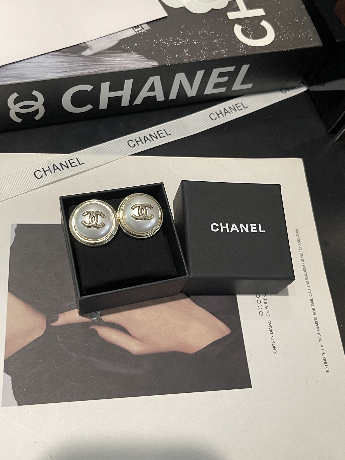 NO:574361,Ch@nel new 25K pearl double C resin gold large earrings, Chanel earrings, chanel19860909Ch@nel新款 25K珍珠双C 树脂金色大号耳钉,香奈儿耳钉,chanel,Jewelry