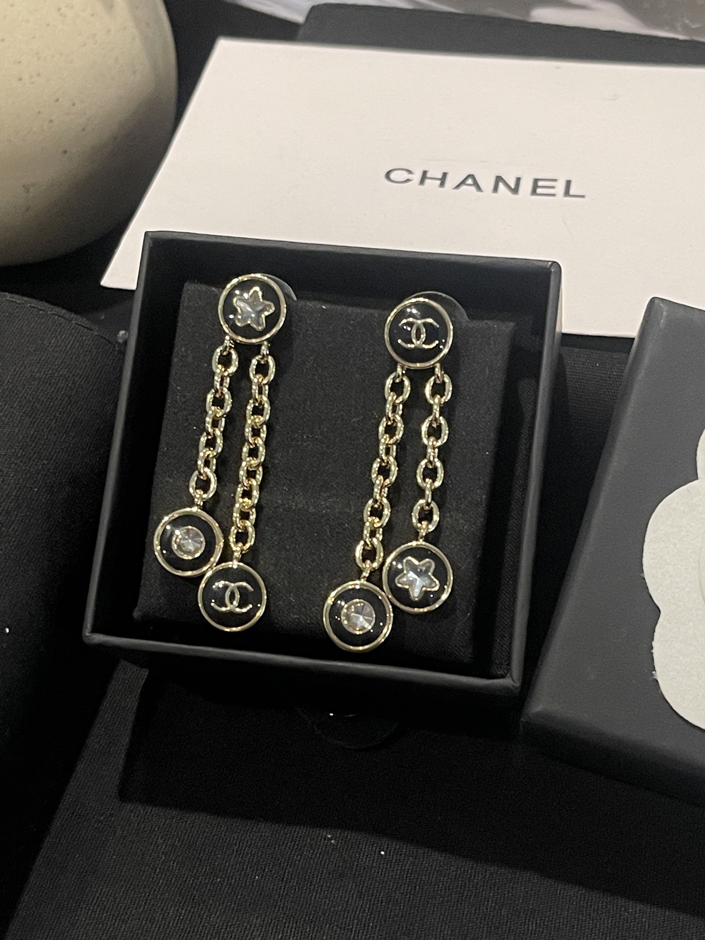 NO:817107,Xiaoxiang's new 25K round resin five-pointed star black tassel earrings, Chanel earrings, chanel, earrings19860909小香新款 25K 圆形树脂五角星黑色流苏耳环,香奈儿耳钉,chanel,earrings,Jewelry