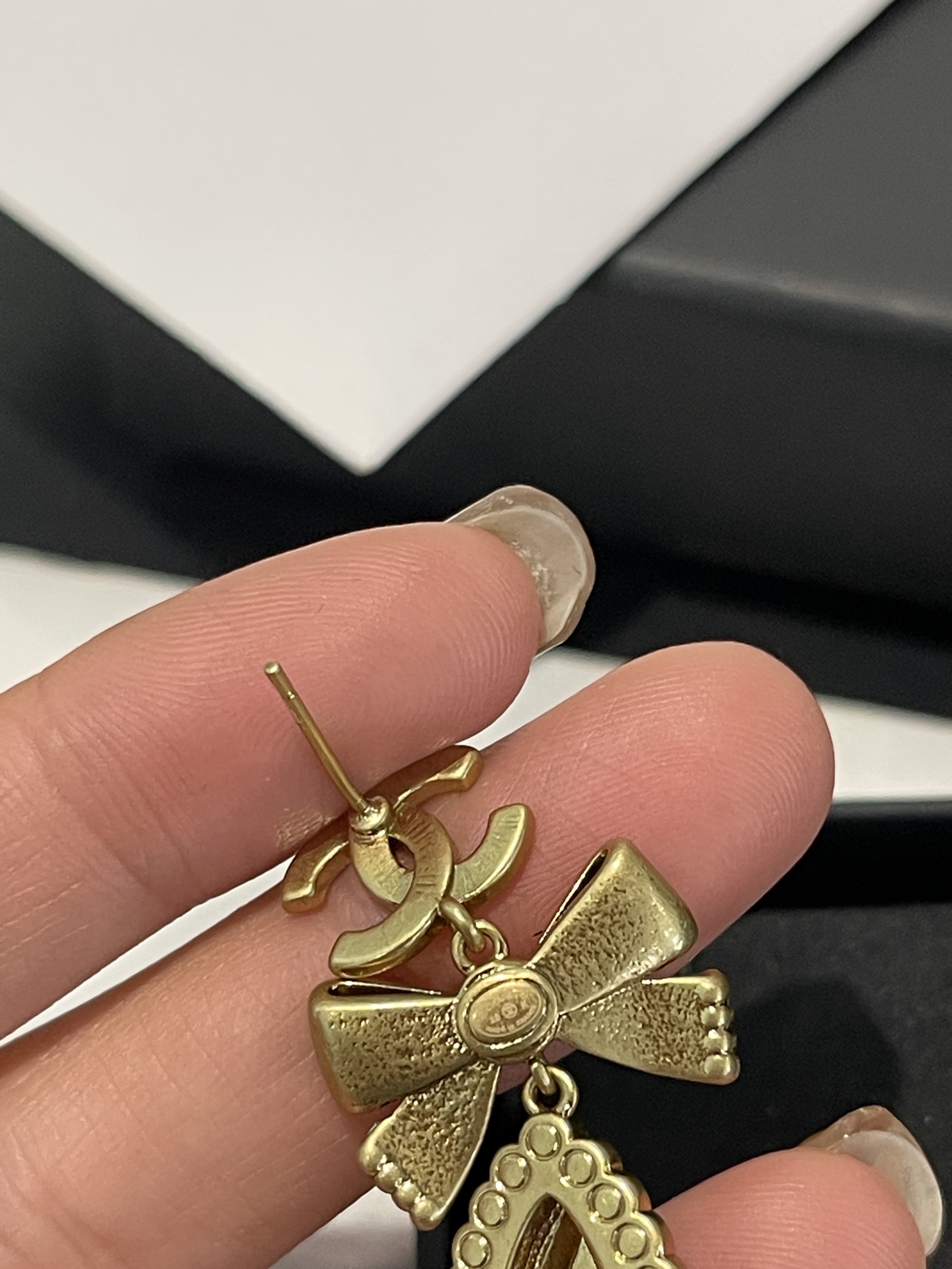Chanel Chanel 25k 金蝴蝶结 水滴形吊坠耳环