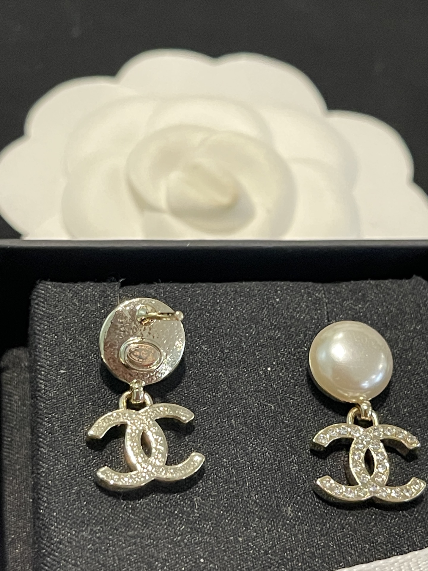 Chanel Chanel 珍珠双C满钻 吊坠耳环