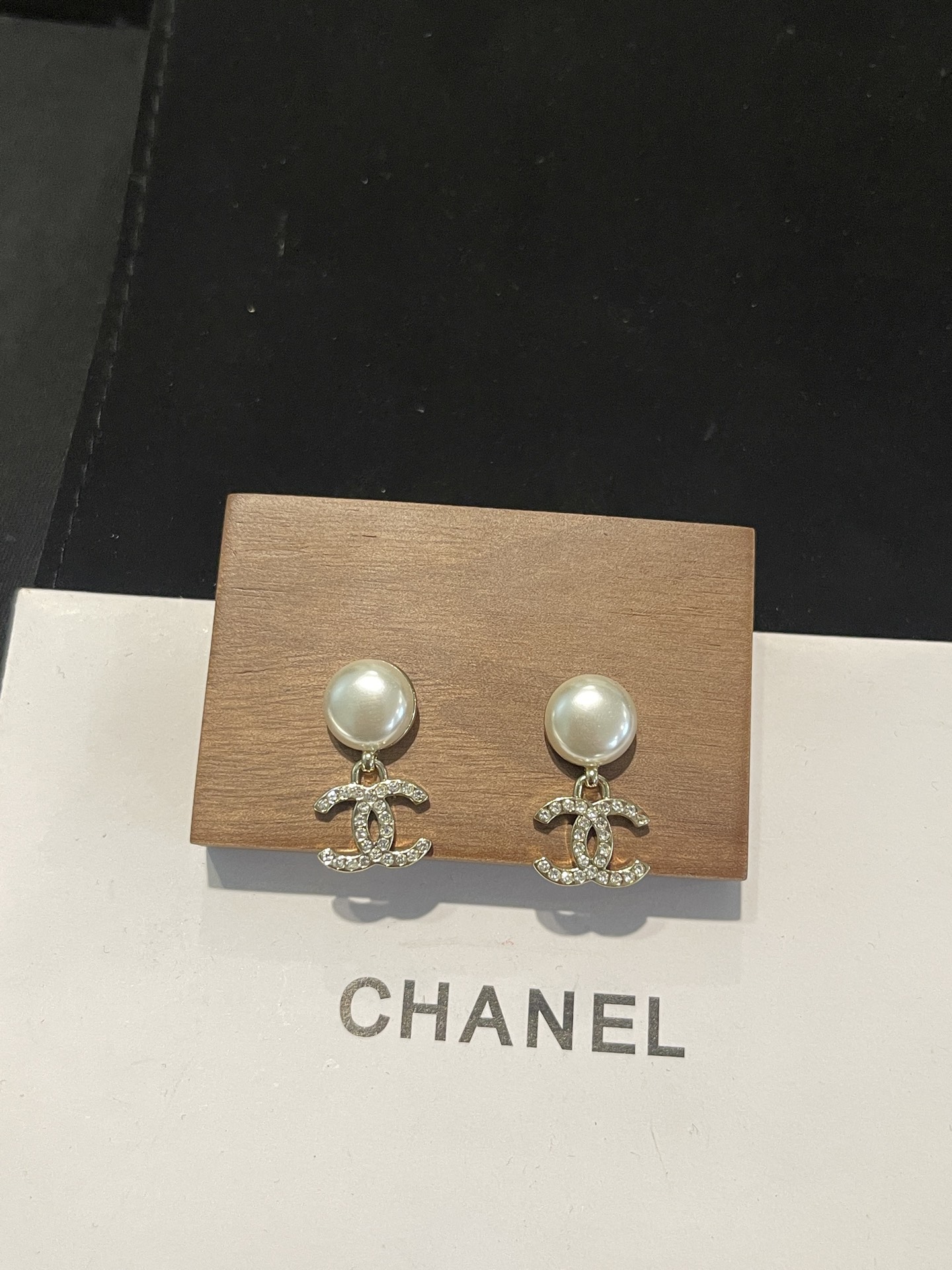 Chanel Chanel 珍珠双C满钻 吊坠耳环