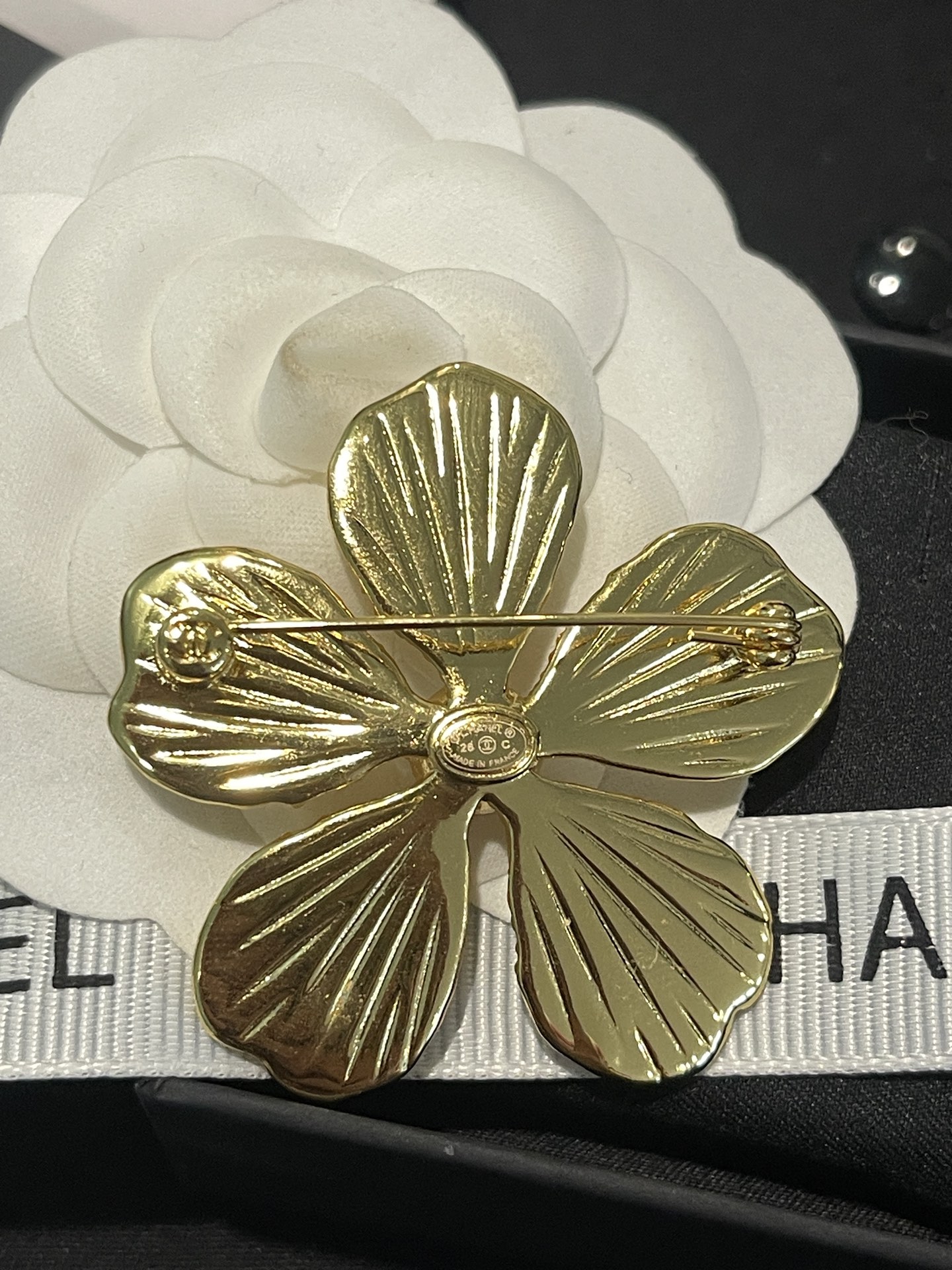 Chanel Chanel 花朵 水滴 钻胸针