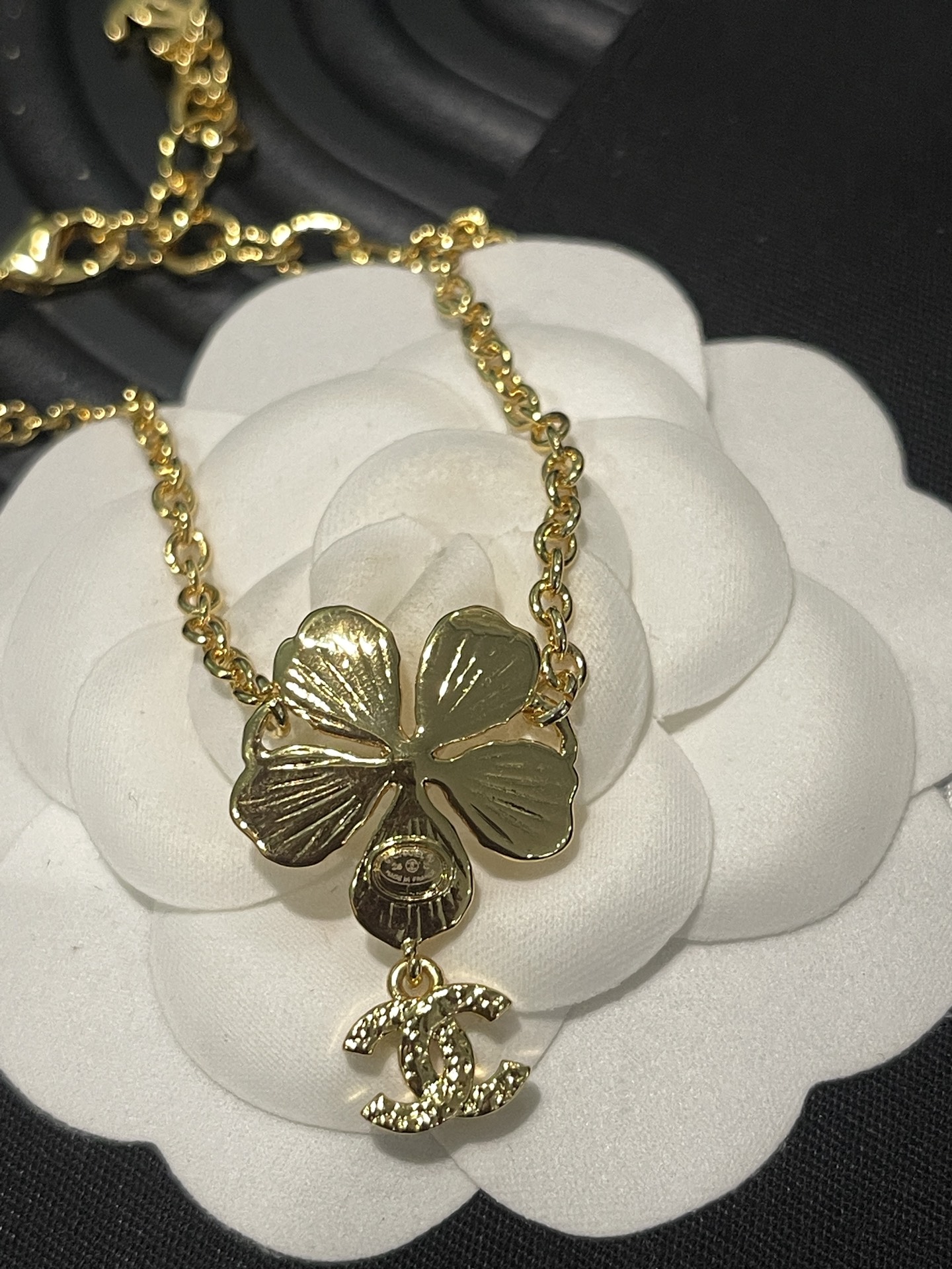Chanel Chanel 花朵满钻吊坠 鎏金中古款手链