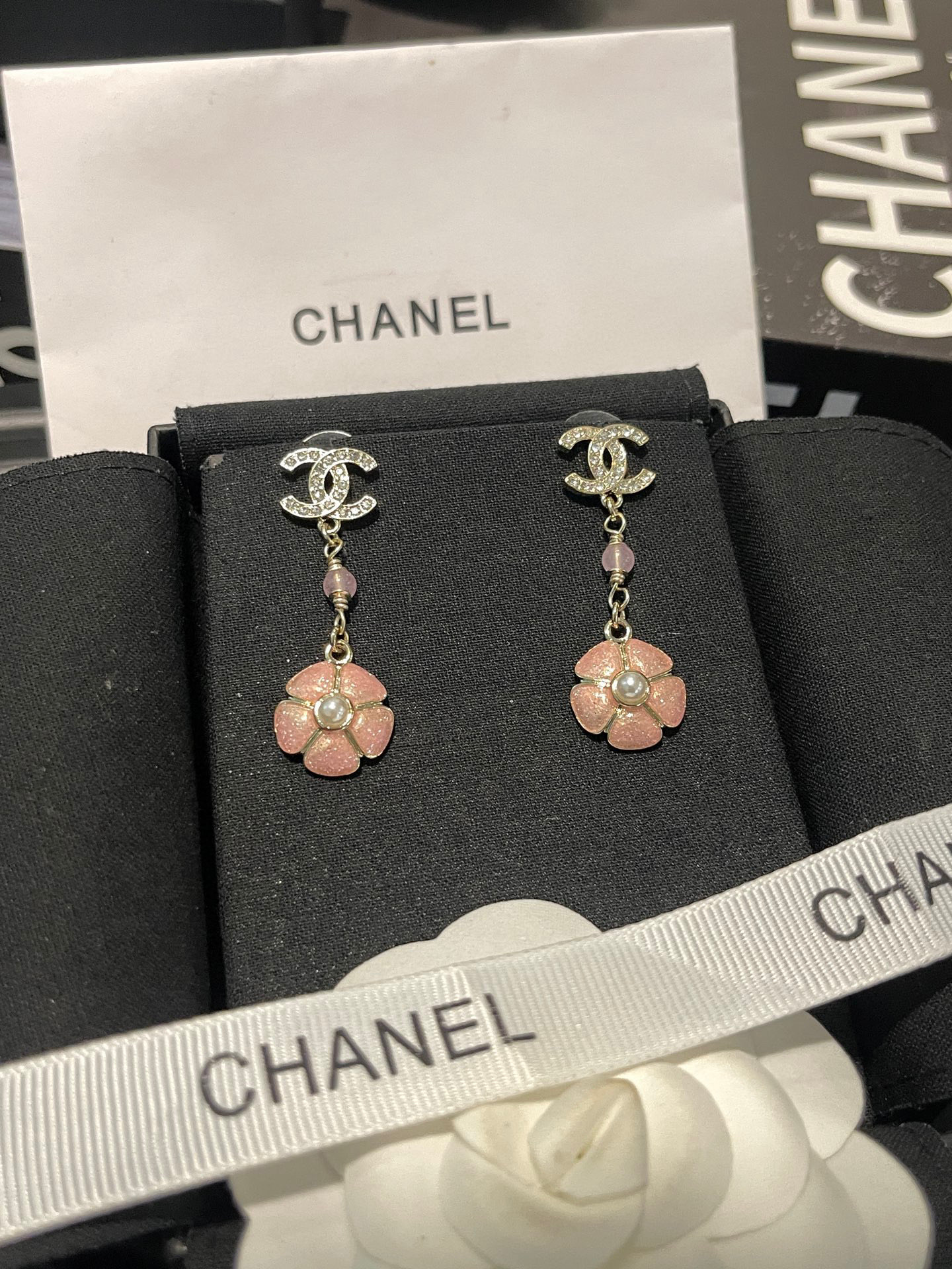 Chanel Chanel 山茶花珐琅吊坠耳钉