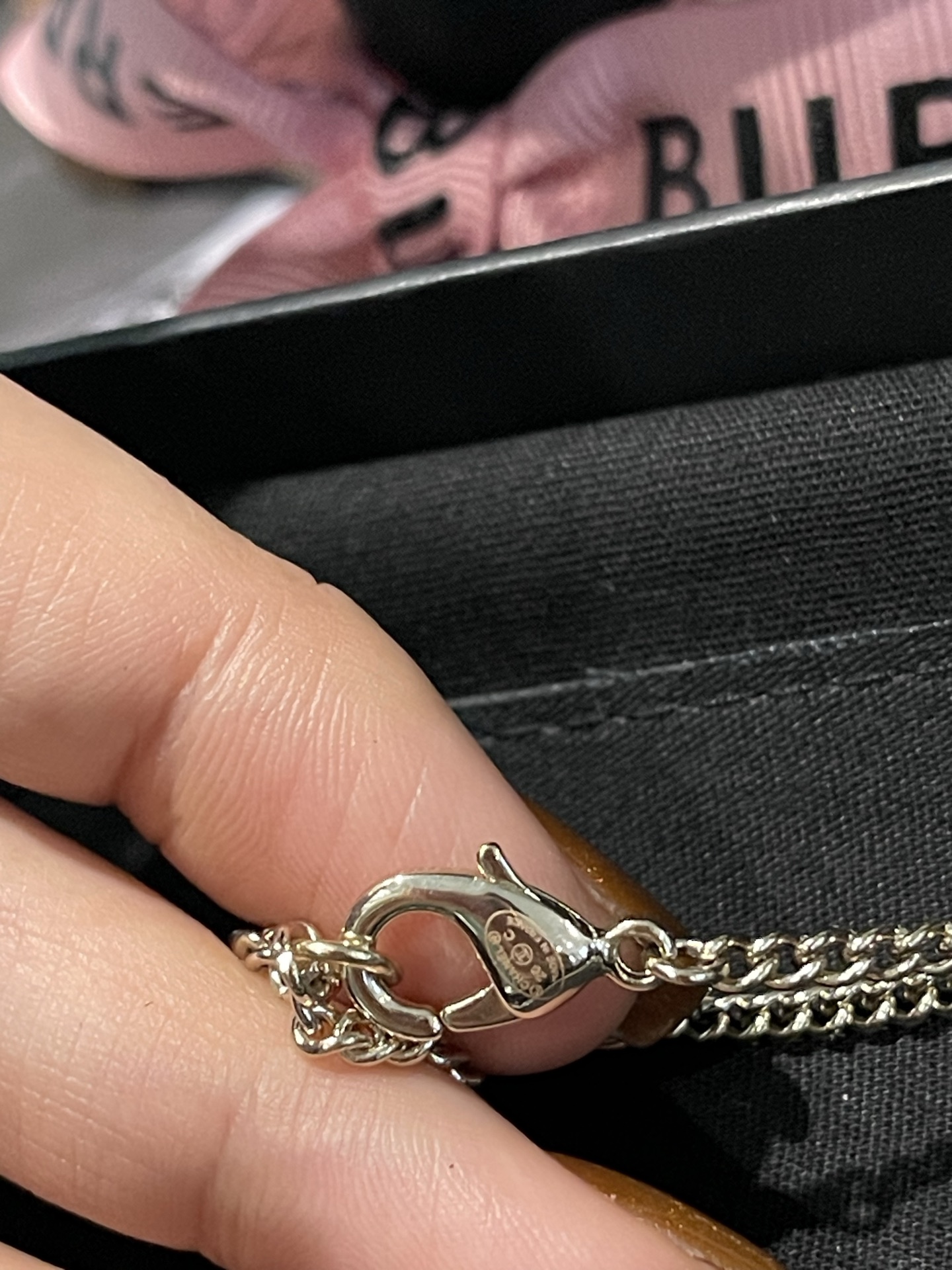 Chanel Chanel 丹宁花 花瓣圆钻毛衣链