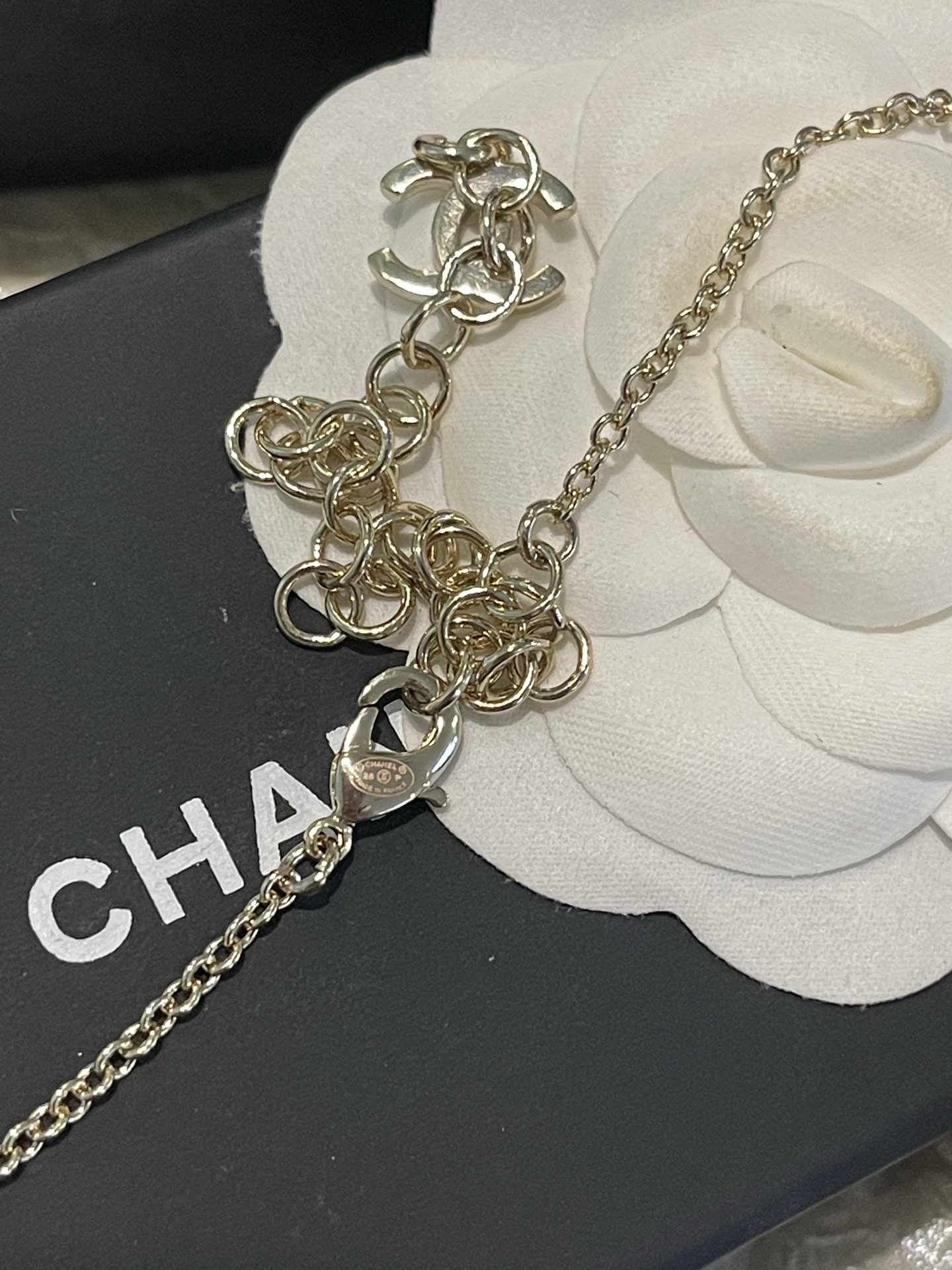 Chanel Chanel 淡金色四叶草 吊坠项链
