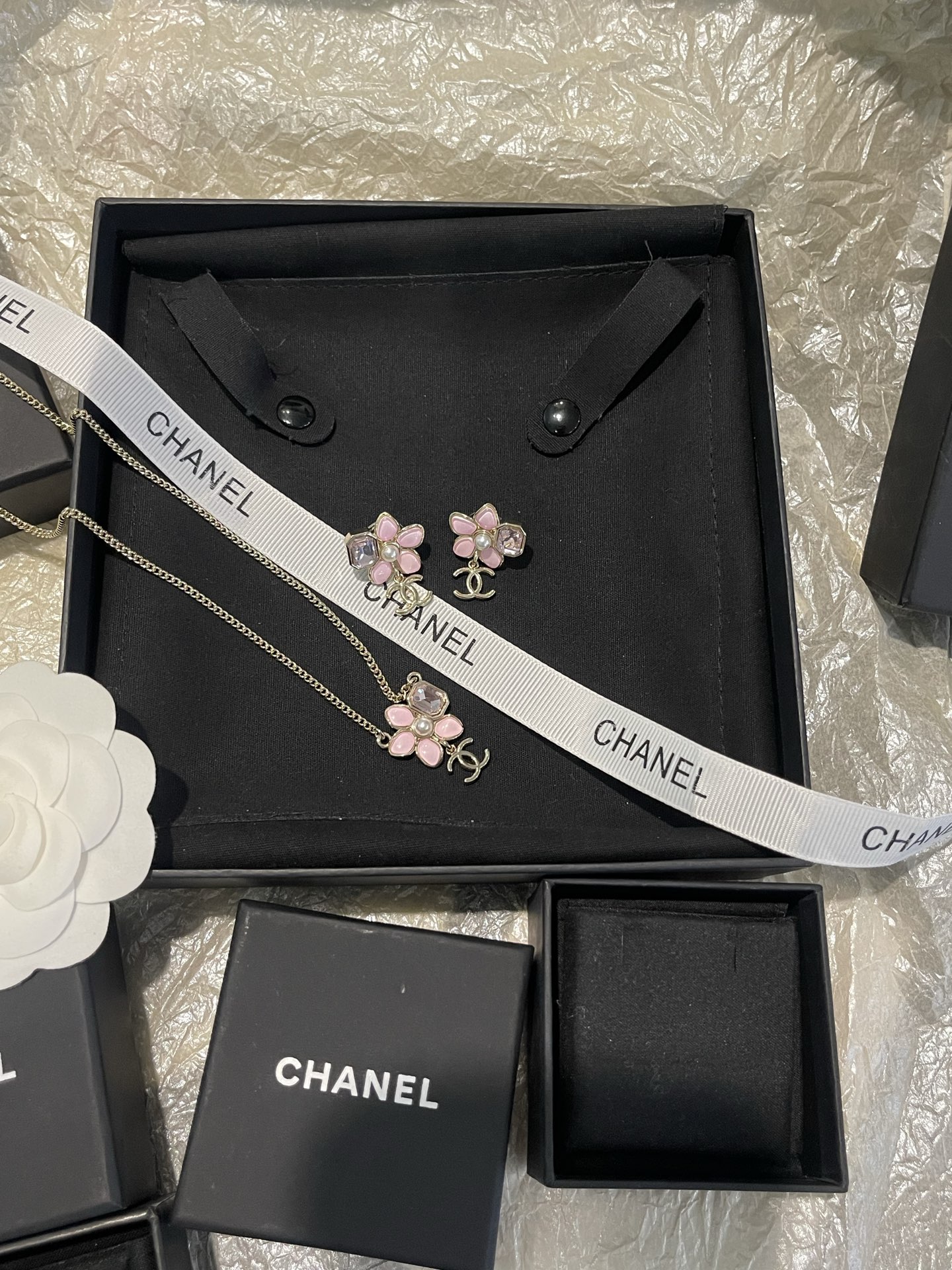 Chanel Chanel 粉色 吊坠项链