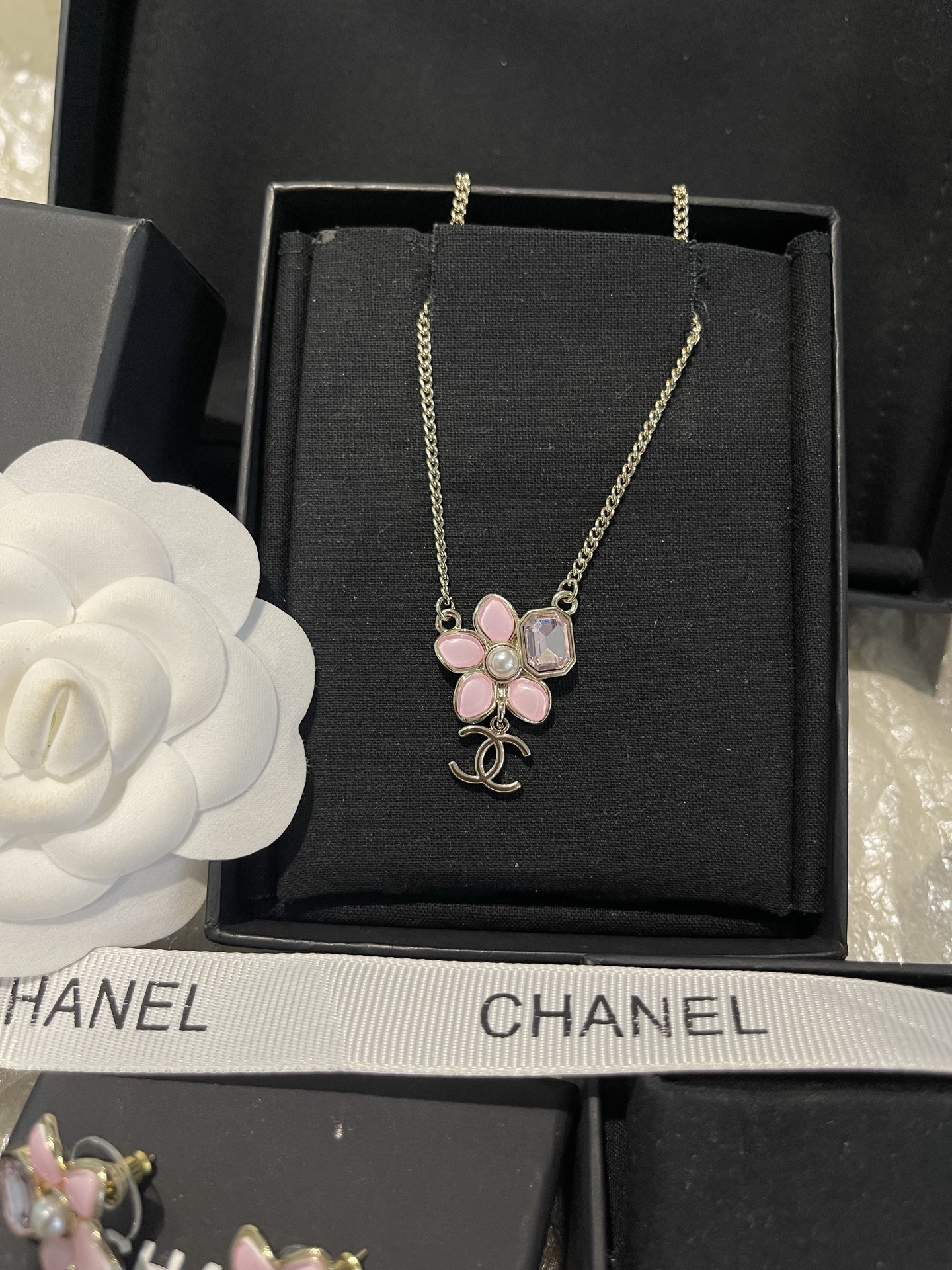 Chanel Chanel 粉色 吊坠项链