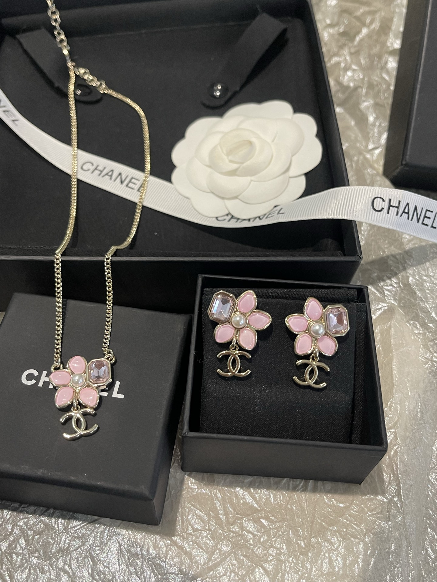 Chanel Chanel 粉色 吊坠项链