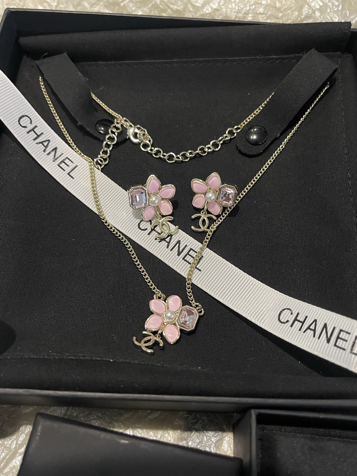 Chanel Chanel 粉色 吊坠项链