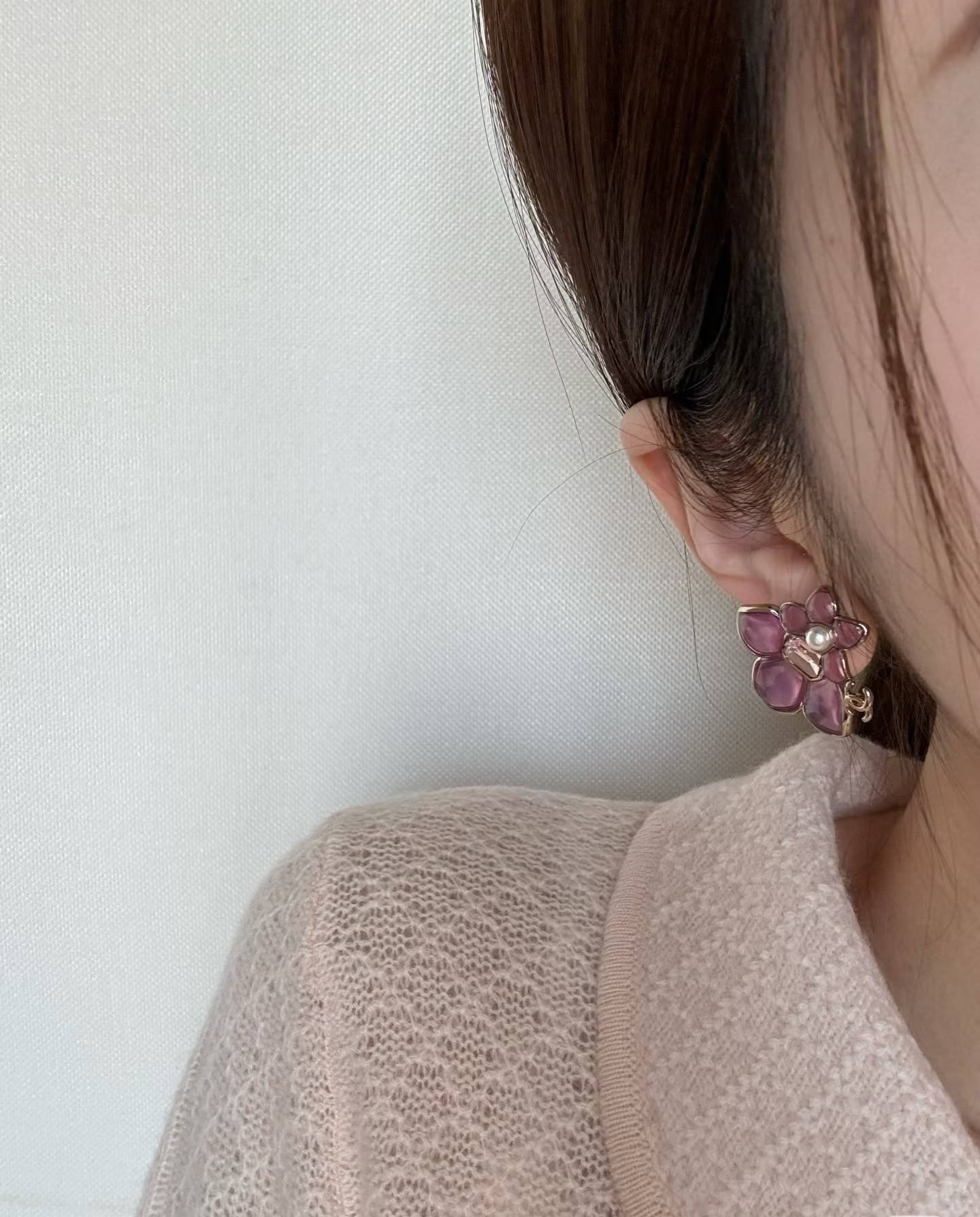 Chanel Chanel 粉色树脂方钻 光面双C吊坠耳钉