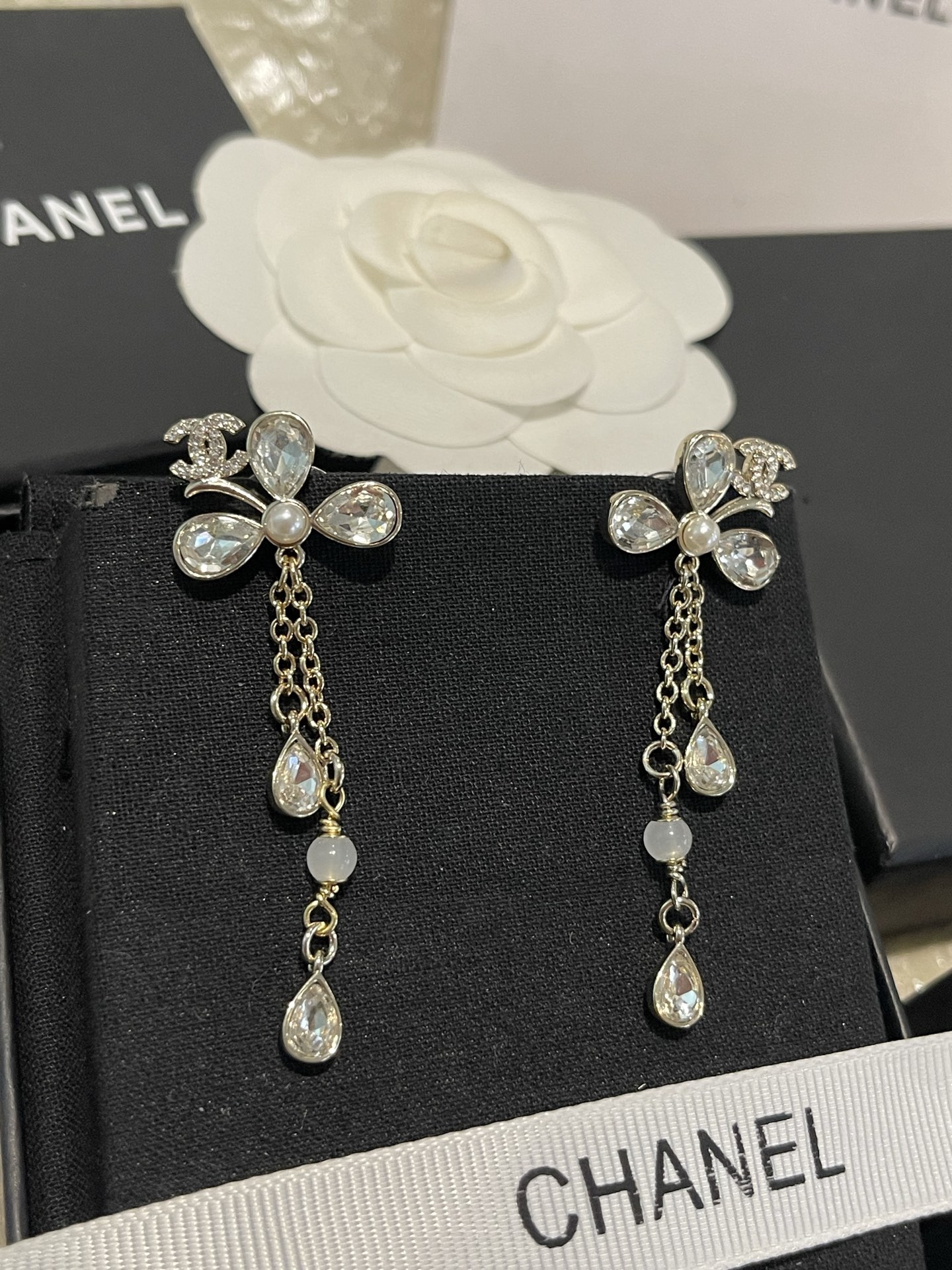 Chanel Chanel 三叶草 水钻流苏 吊坠长款耳环