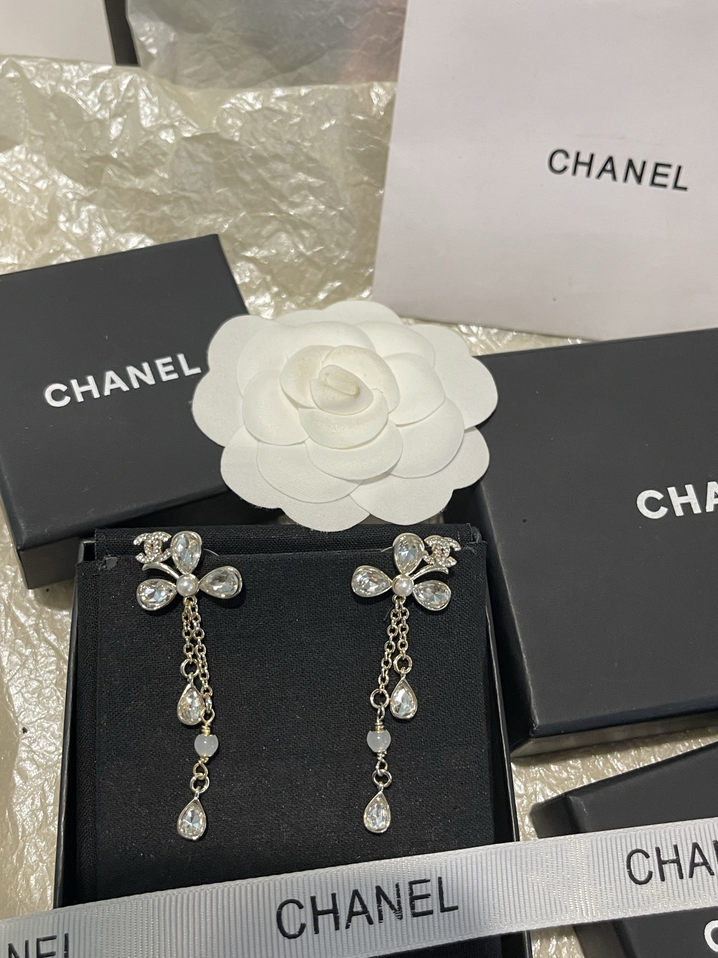 Chanel Chanel 三叶草 水钻流苏 吊坠长款耳环