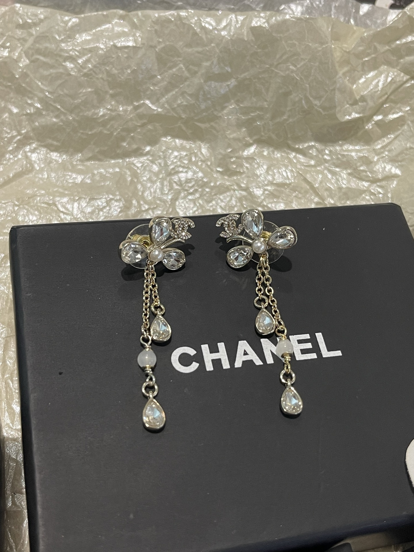 Chanel Chanel 三叶草 水钻流苏 吊坠长款耳环