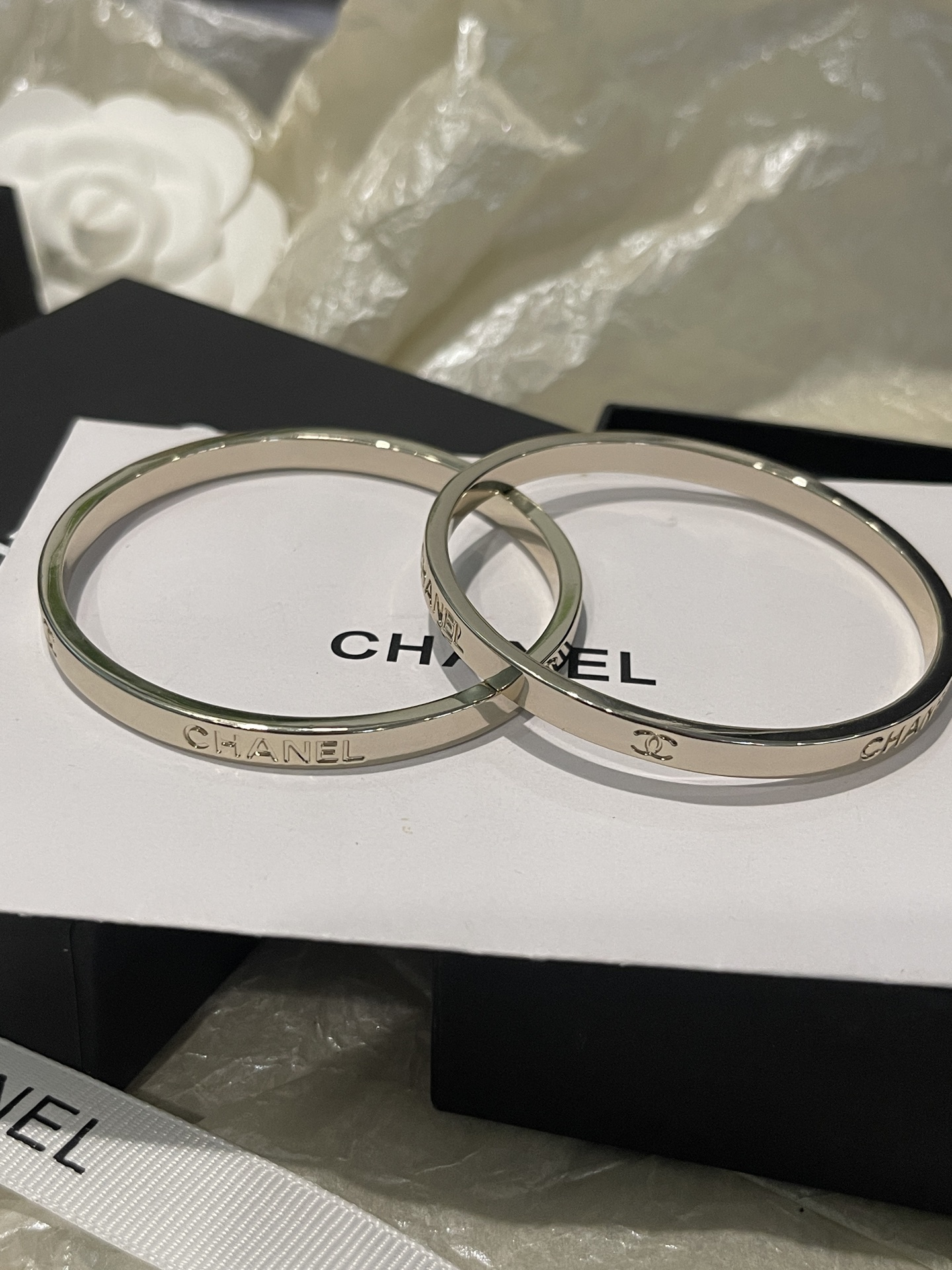 Chanel Chanel 26P 满钻双C光面 三合一套装手镯