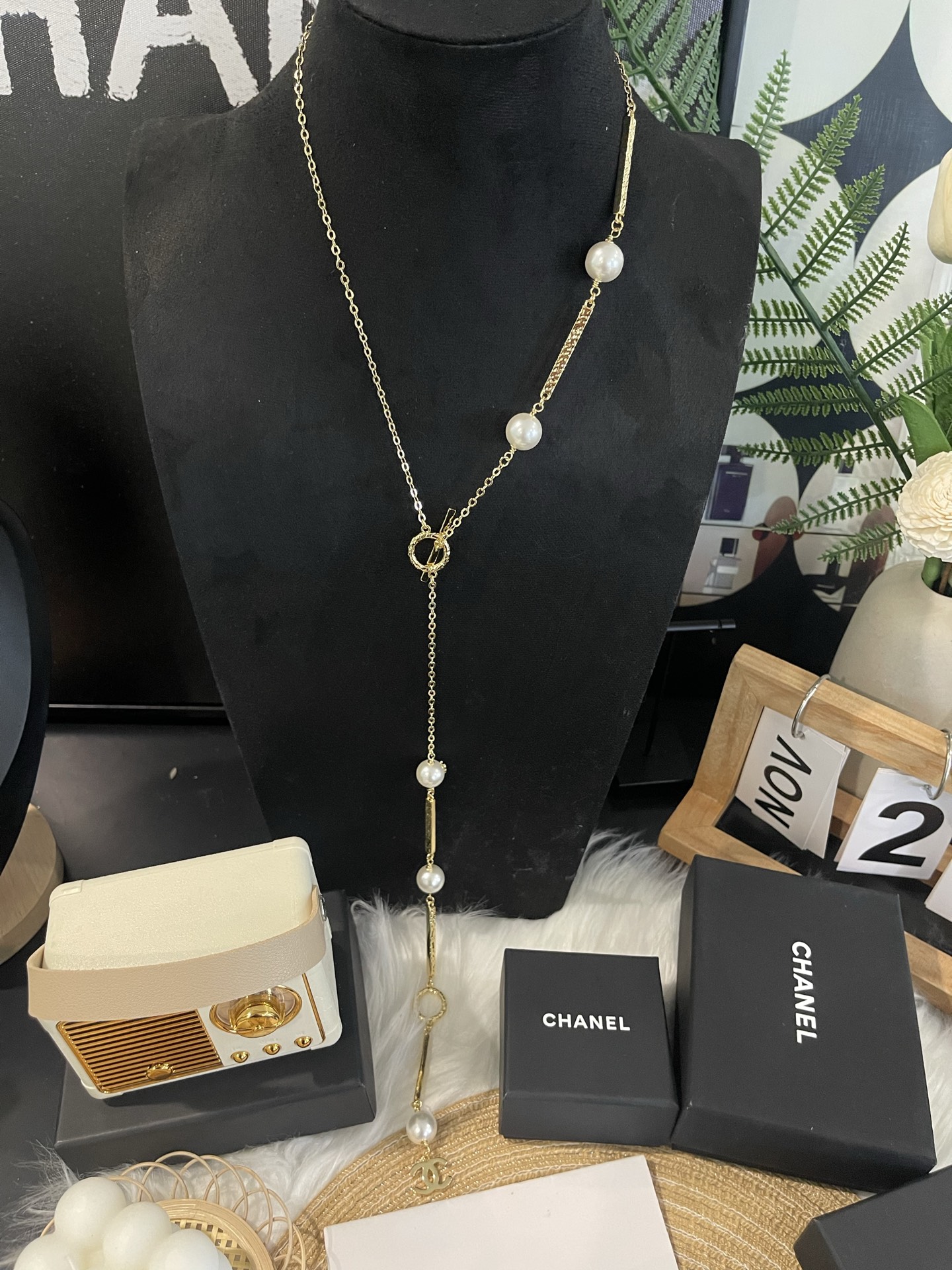 CHANEL ожерелье жемчуг рельефная волна регулируемое длинное