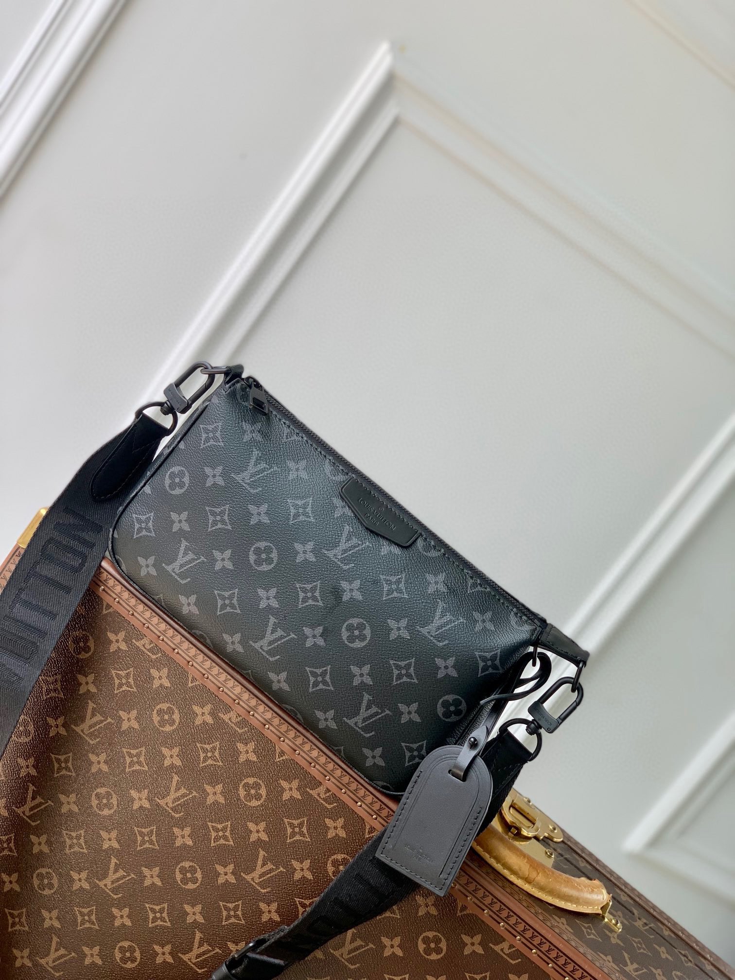 Louis Vuitton Neu
 Taschen Handtaschen Alle Stahl Monogram Eclipse Leinwand Rindsleder Gewebe Pochette M11741