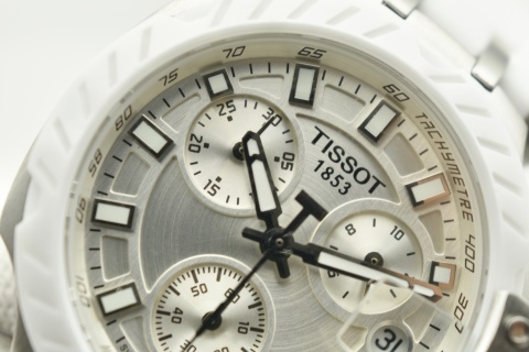 Tissot T048.417.27.057.00 detail 6