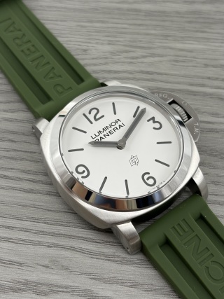 Panerai Luminor PAM detail 5