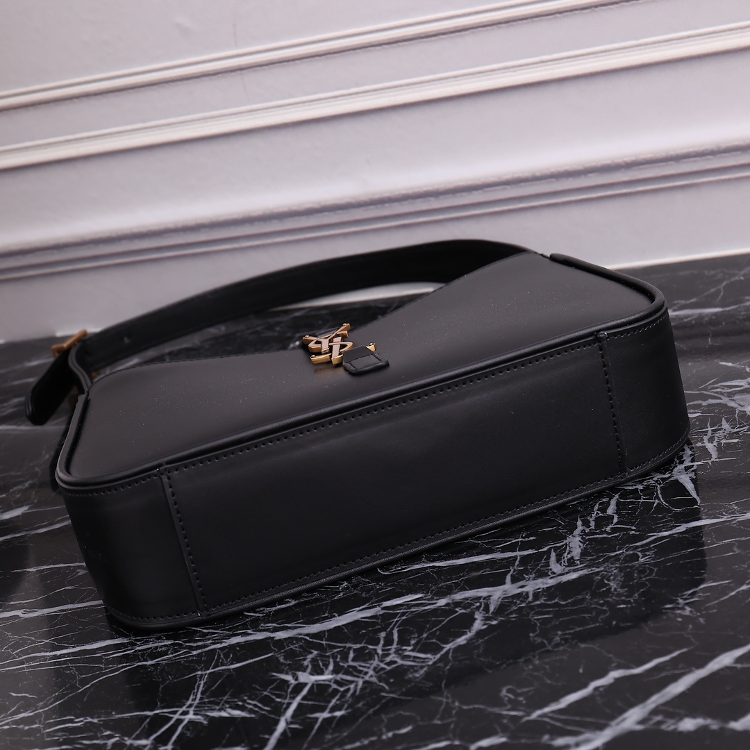 YSL Black 23x16x6.5cm shoulder everyday