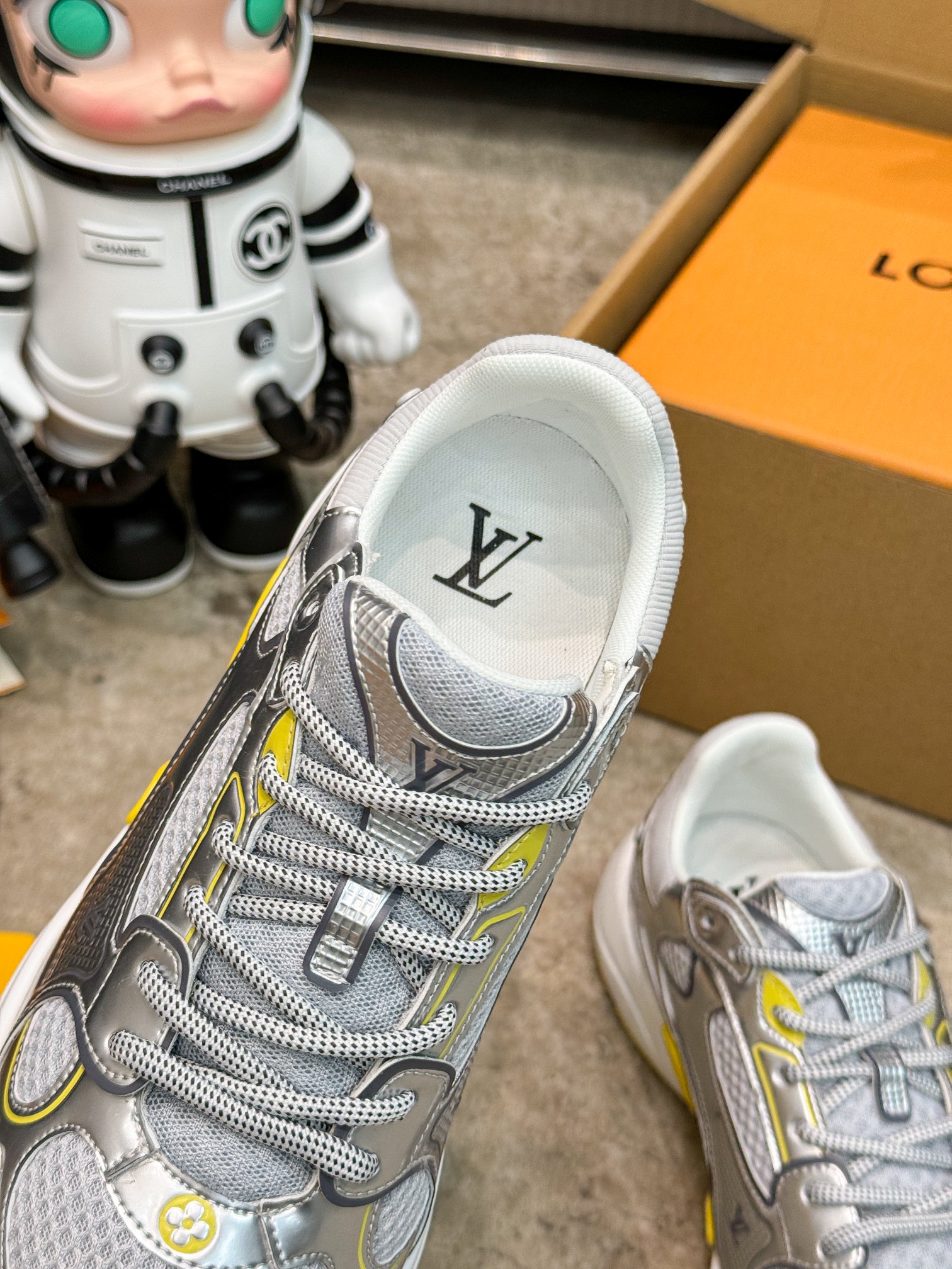 Louis Vuitton Olympia Silver Sneakers Couple Style Mesh Athletic Shoes 7 a1743359307480 1628