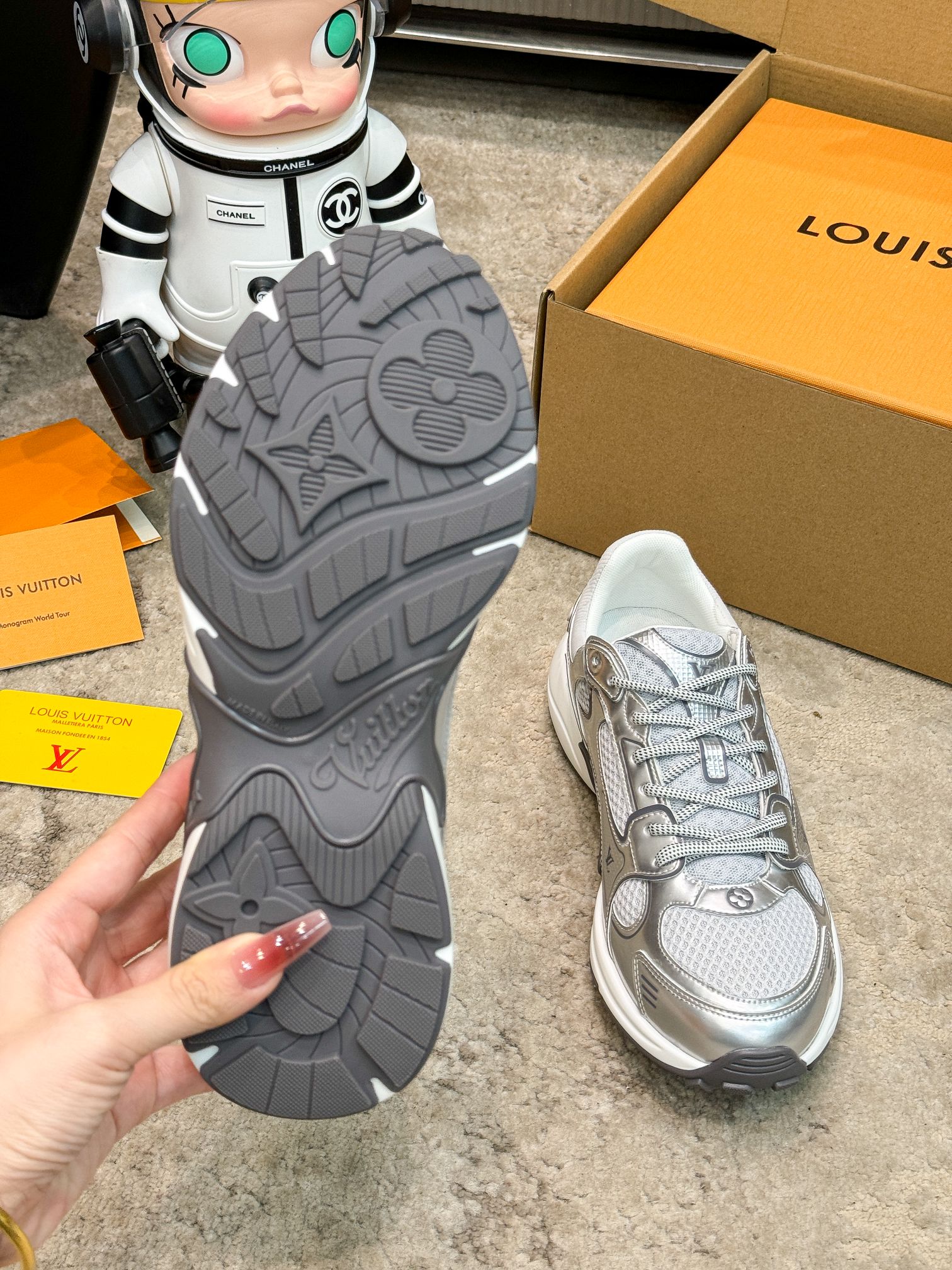 Louis Vuitton Olympia Silver Sneakers Couple Style - Size 36-45 6 a1743359356034 3212