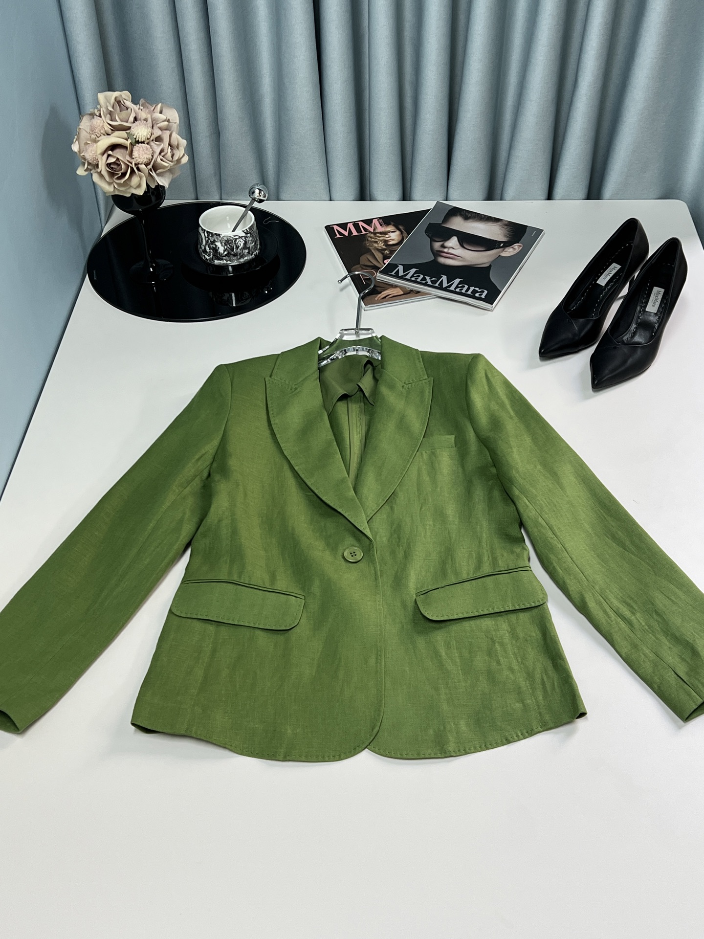 Stylish Linen Suit with Kashmir Green Accents and Pent-and-Coated Design - 图片 1