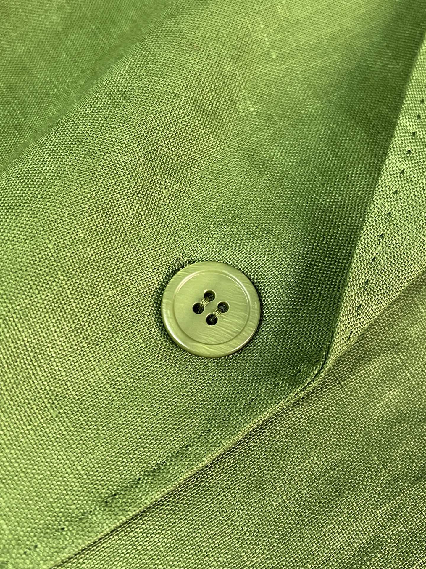 Stylish Linen Suit with Kashmir Green Accents and Pent-and-Coated Design - 图片 5