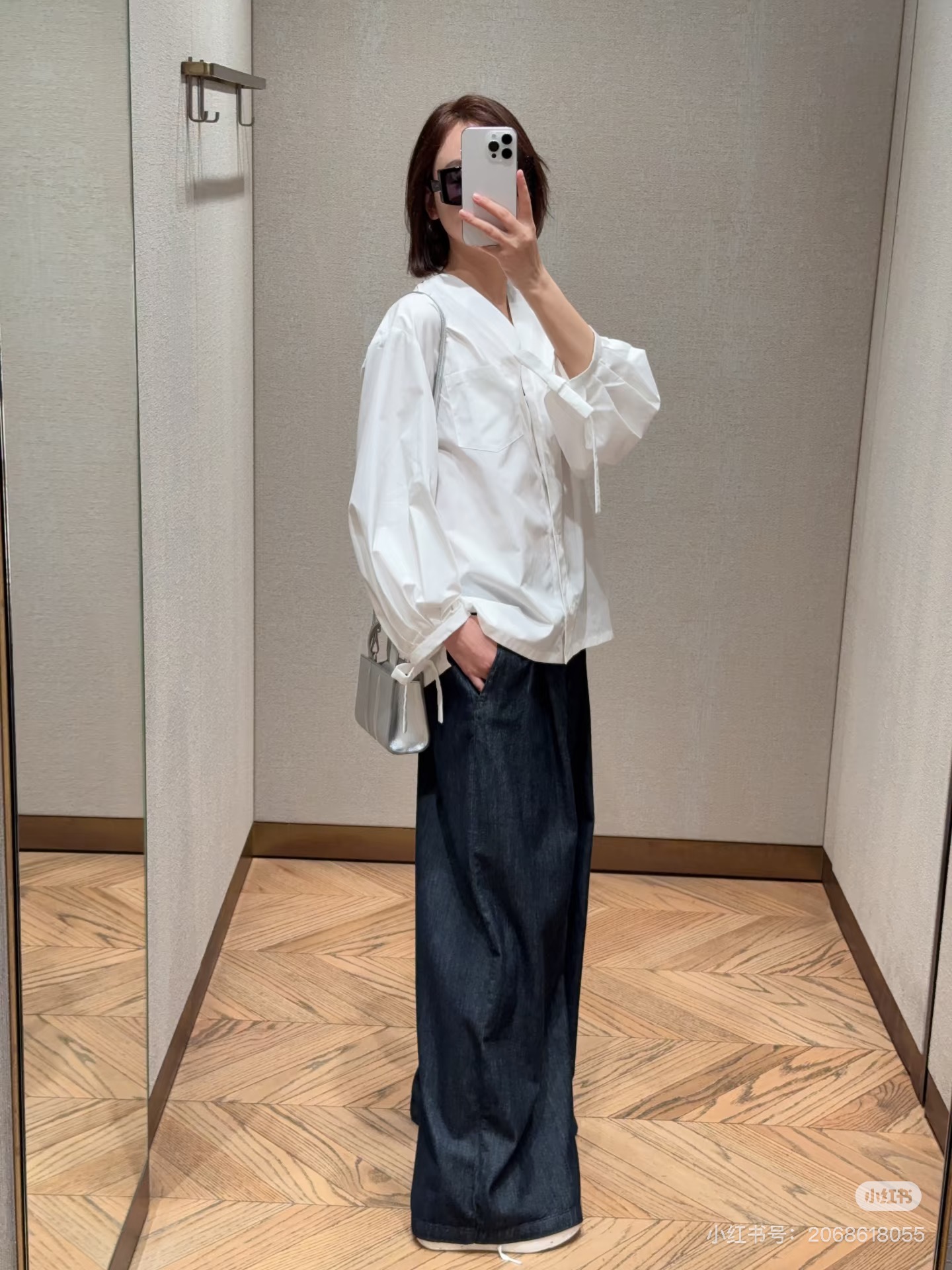 # With a bang-up nailed jeans - 图片 3
