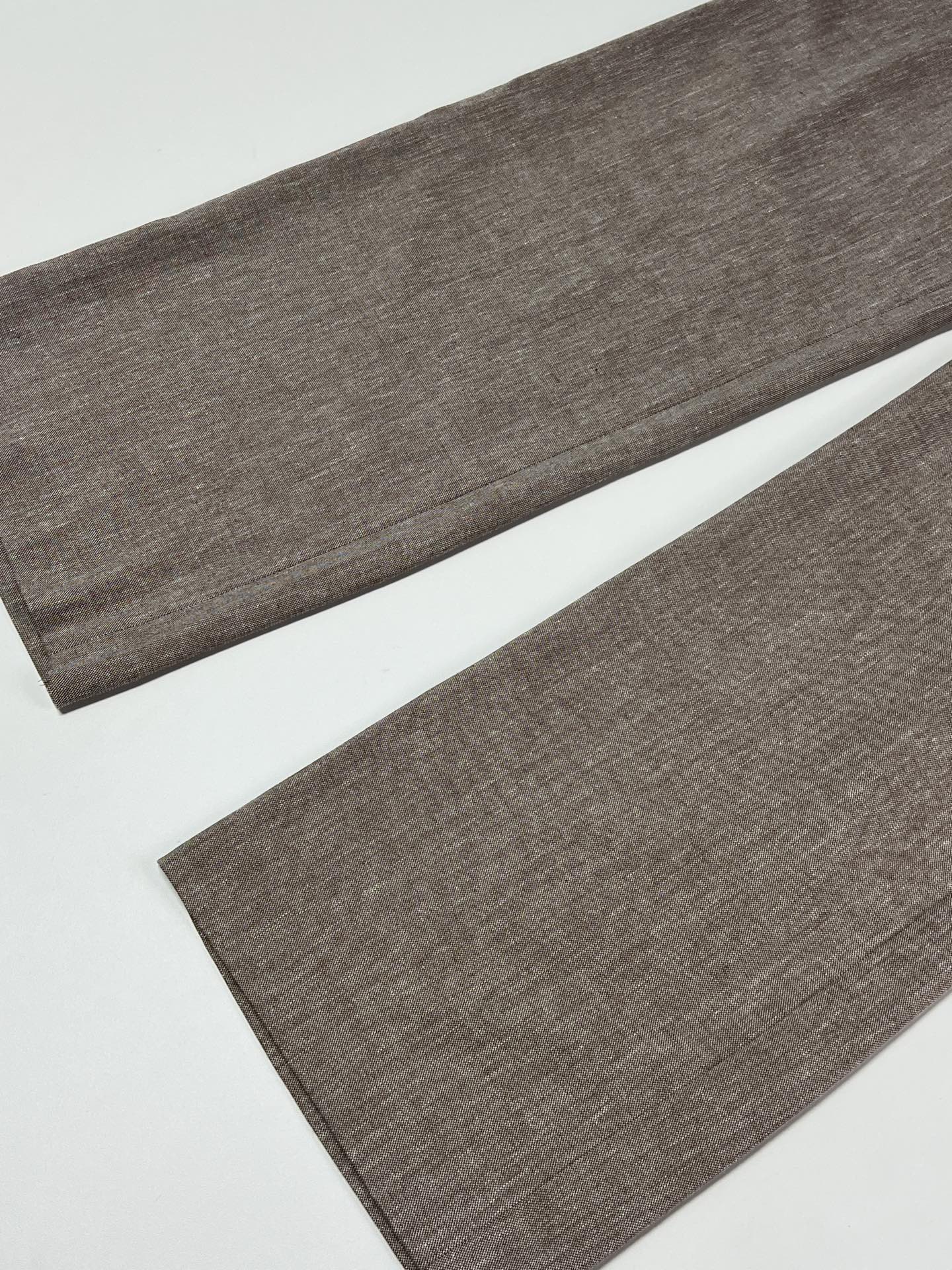 “Fresh and Stylish High-Waisted Straight-Leg Pants for Versatile Occasions in Multiple Sizes” - 图片 3