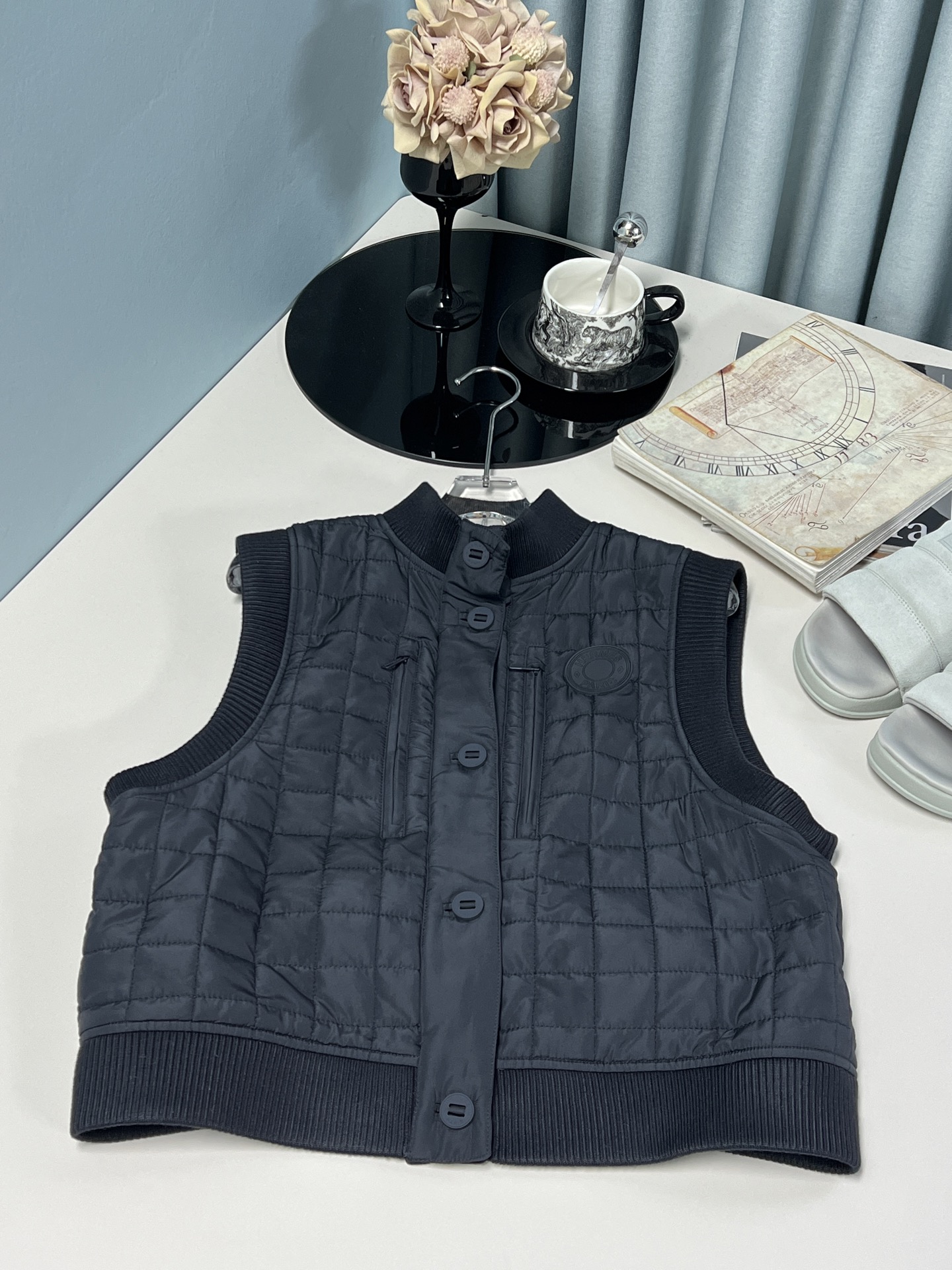 Customizable Herm*s P1080 Dust Bag YB Suit with High-End Details and Street Style – Review & Buying Guide