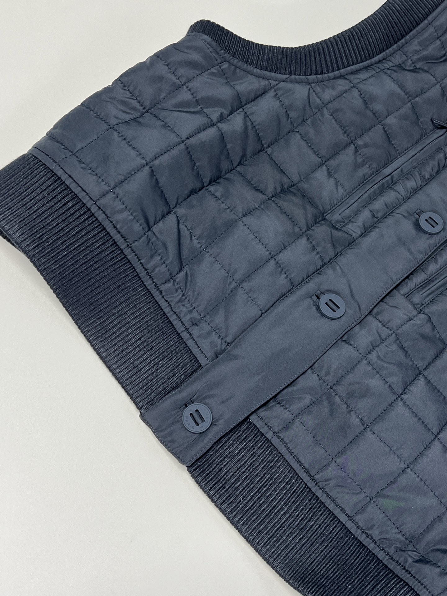 Customizable Herm*s P1080 Dust Bag YB Suit with High-End Details and Street Style – Review & Buying Guide - 图片 3