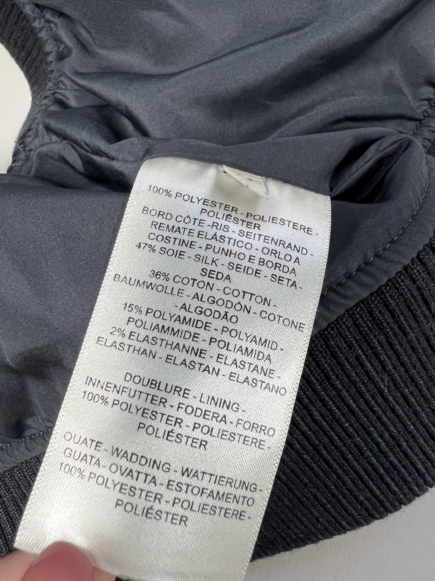 Customizable Herm*s P1080 Dust Bag YB Suit with High-End Details and Street Style – Review & Buying Guide - 图片 9