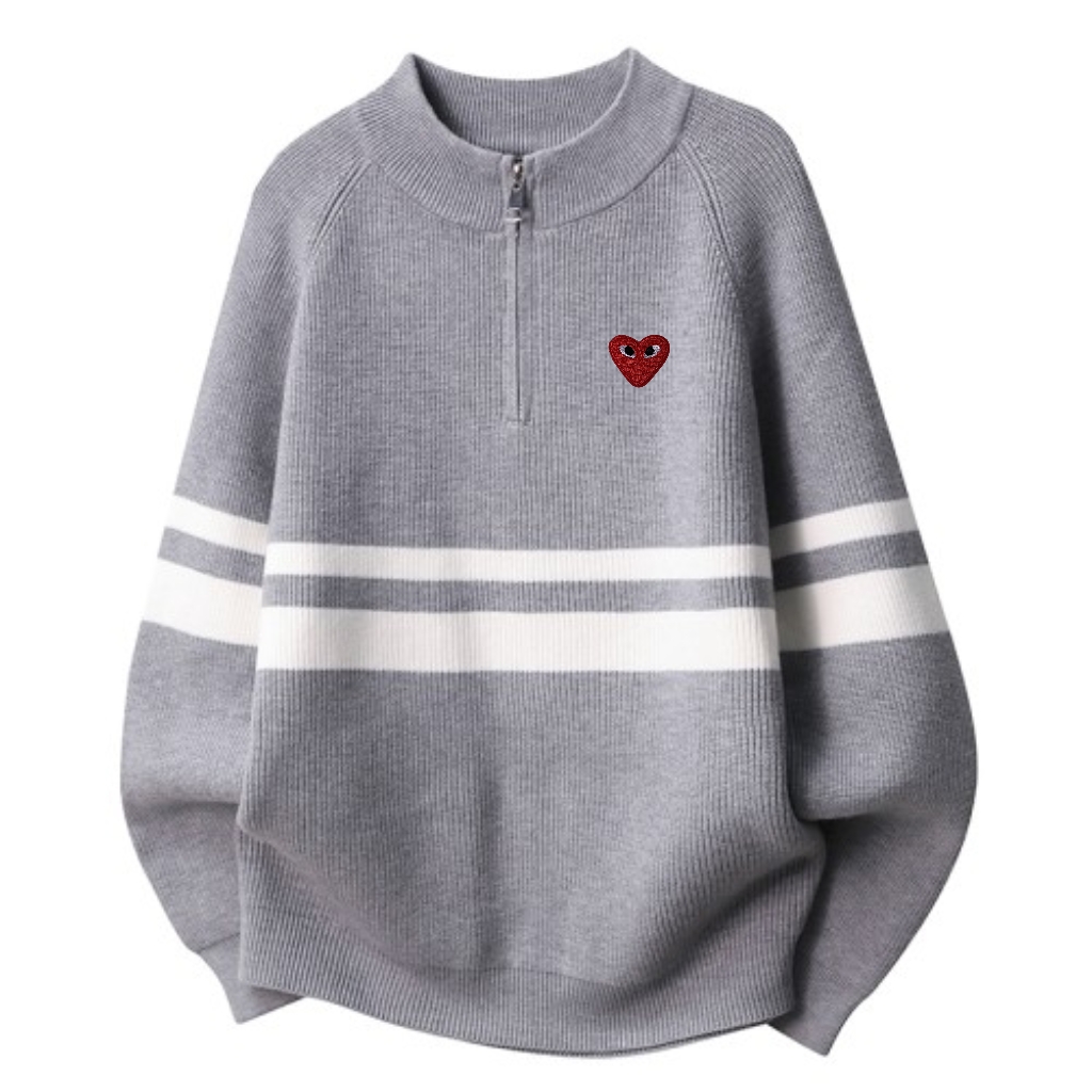 🛒购物价： 💰220～
【川久拉链领毛衣｜简约不简单】
一件毛衣，两种穿法。独特拉链领设计，轻松切换高领与开襟造型。细腻针织赋予柔软亲肤的温暖，极简线条勾勒松弛有度的轮廓。它是秋冬衣橱的聪明选择&mdash;&mdash;不必繁复搭配，自有风格态度。以细节颠覆常规，用质感诠释日常。穿搭自在，温度与风度并存。
颜色：白色 黑色 灰色 咖啡色
尺码：M-4XL