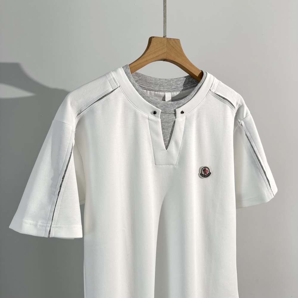 Alternative view of Moncler T-Shirt 02379