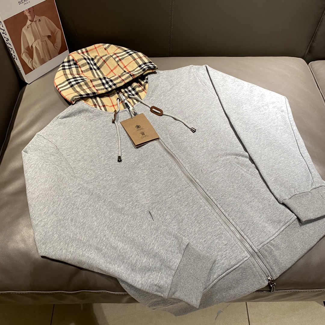 Burberry Clásica chaqueta de punto con capucha y cremallera Vintage Sudadera de algodón con paneles de cuadros, corte h…