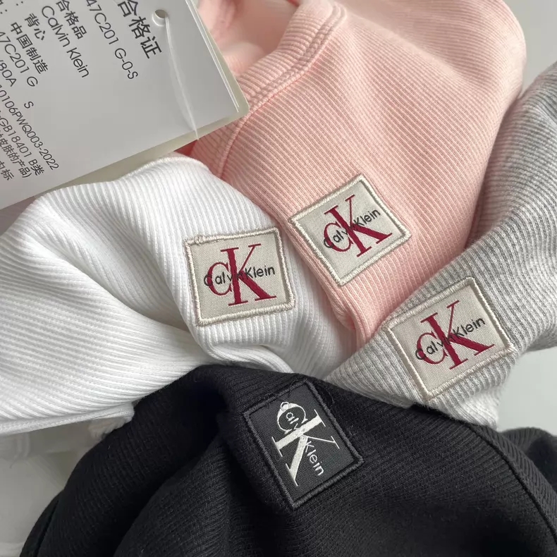 CK白色罗纹背心夏季女士休闲通勤经典绣标辣妹罗纹微弹内搭打底T恤背心 纯原胸前小logo，简约百搭，罗纹