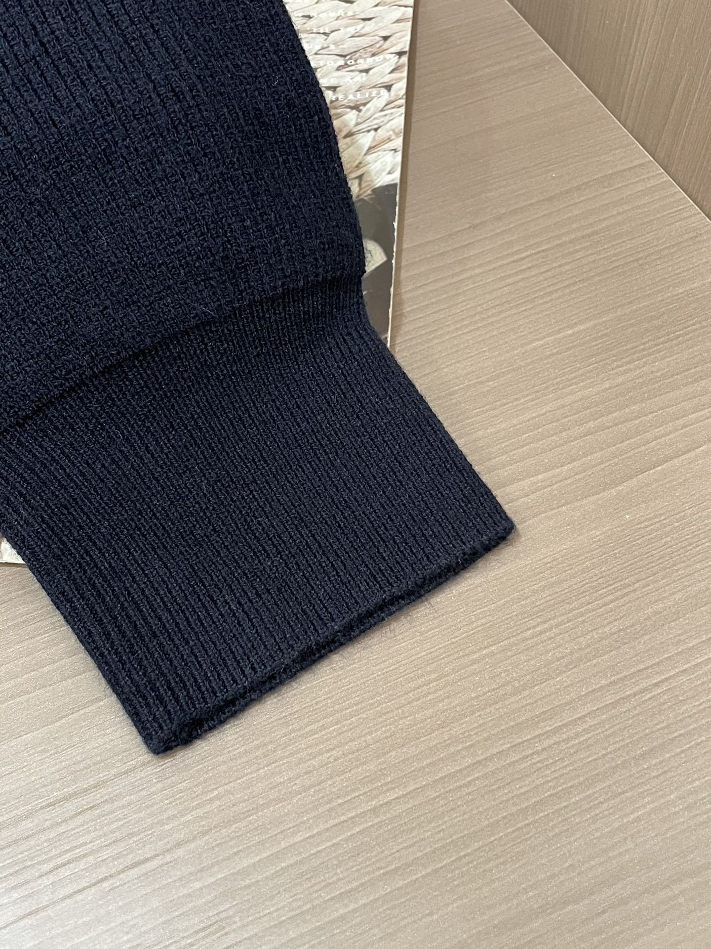 TB 2025秋冬，渠道的精品狠货！！！今年最好看的休闲羊毛衣闭眼入！甄选新西兰进口羊毛混纺面料满足各种