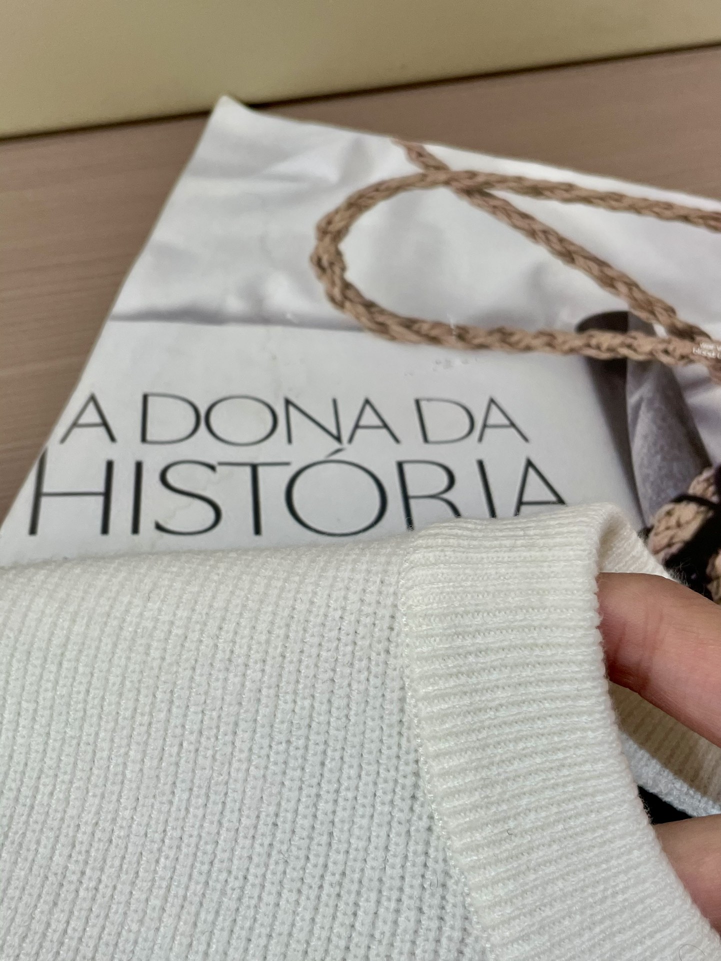 TB 2025秋冬，渠道的精品狠货！！！今年最好看的休闲羊毛衣闭眼入！甄选新西兰进口羊毛混纺面料满足各种