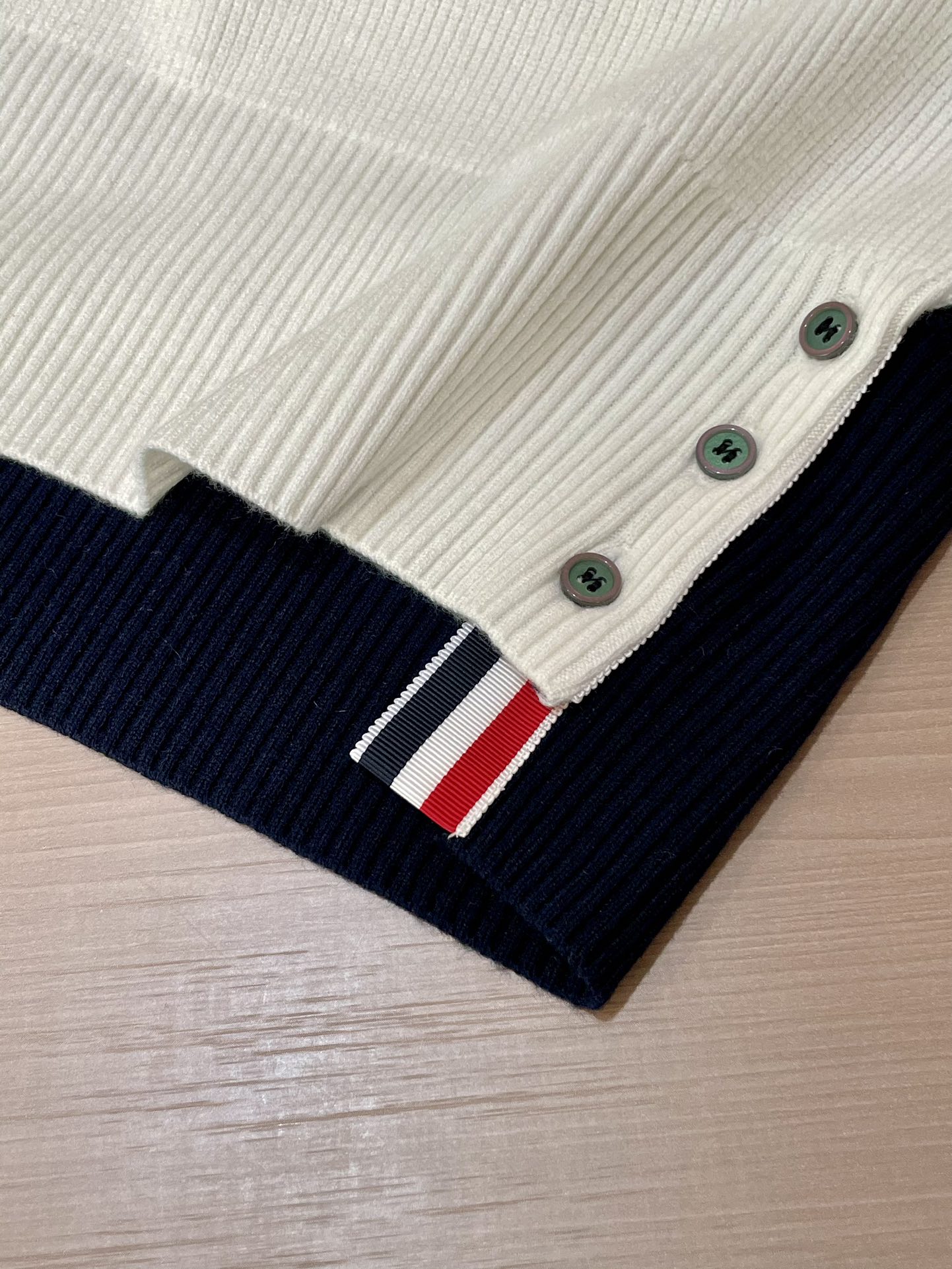 TB 2025秋冬，渠道的精品狠货！！！今年最好看的休闲羊毛衣闭眼入！甄选新西兰进口羊毛混纺面料满足各种