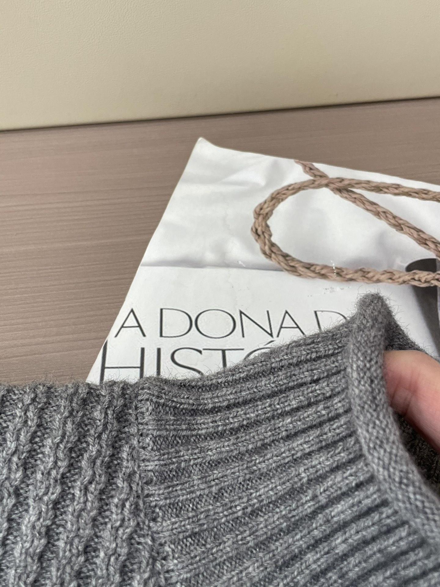 TB 2025秋冬，渠道的精品狠货！！！今年最好看的休闲羊毛衣闭眼入！甄选新西兰进口羊毛混纺面料满足各种