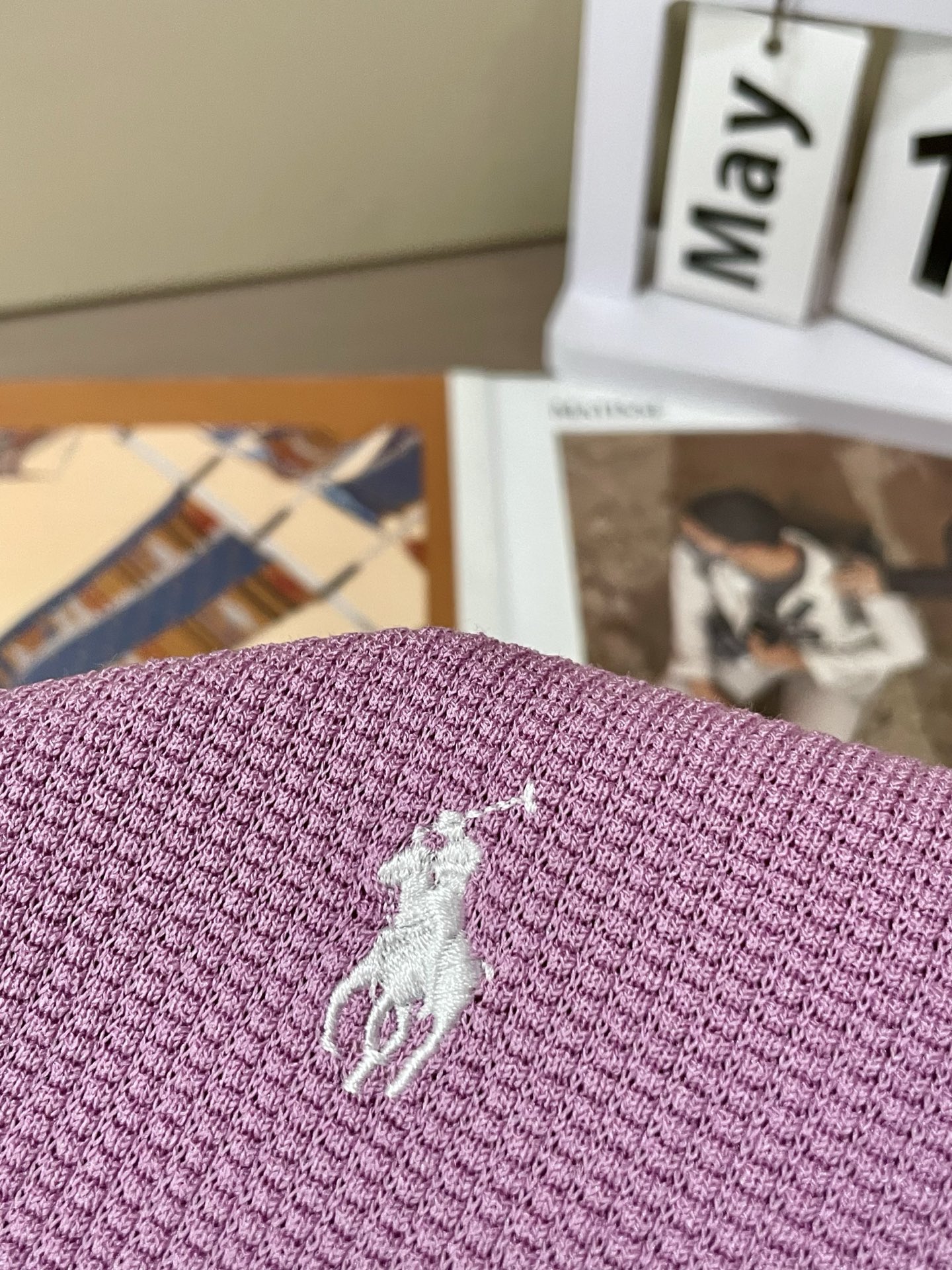“Ralph Lauren’s Summer 2025 Round-Collar Polo: Airy, Comfortable, Stylish Design” - 图片 9