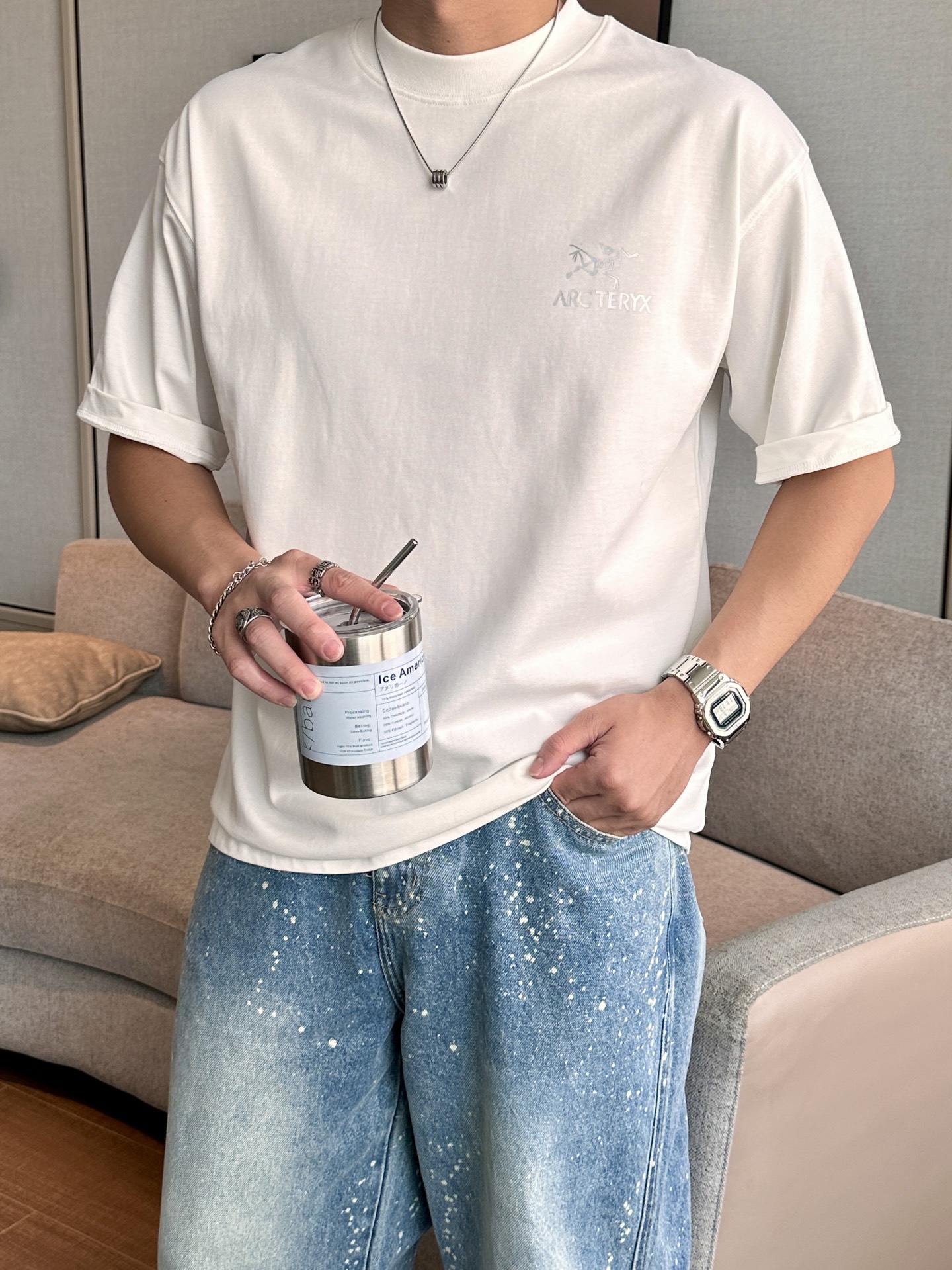 NO:522195,Archaeopteryx 2025 spring and summer style/official website synchronization The fabric is made of heavy pure cotton combed cotton fabric, OS loose style, and the upper body style is super positive!  Everyday versatile, a must-have item for wardrobe!  Size S-3XL (Large-size) Size/part S M L XL 2XL 3XL Shoulder width 52 54 56 57 59 60 Clothes length 70 72.75.78.82.85. Bust 54 56.58.60.62.64. Sleeve length 24 26 27 28 29 30,arc'teryx,alexander wang19860909始祖鸟 2025春夏款/官网同步 面料采用重磅纯棉精梳棉面料,OS宽松版型,上身版型超正！日常百搭,衣橱必备单品！ 尺码 S-3XL（版型偏大） 码数/部位S M L XL 2XL 3XL 肩宽 52 54 56 57 59 60 衣长70 72.75.78.82.85. 胸围 54 56.58.60.62.64. 袖长24 26 27 28 29 30,arc'teryx,alexander wang,Men's clothing