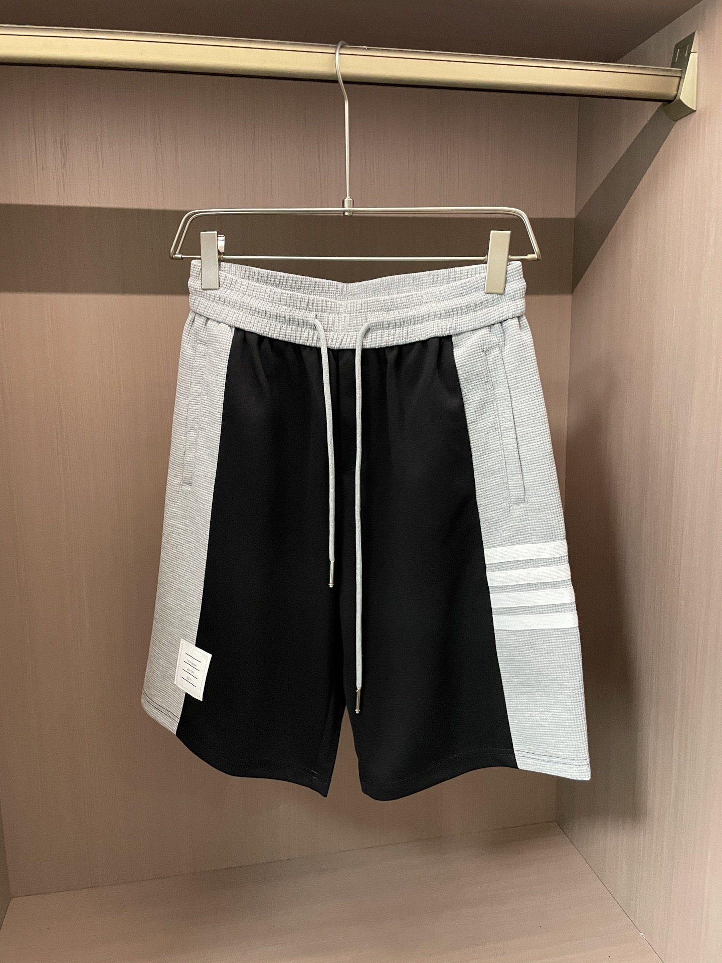 2025 Summer Shorts: Comfortable High Cotton Fabric with Tight Fit, Zenium Design, Multiple Sizes