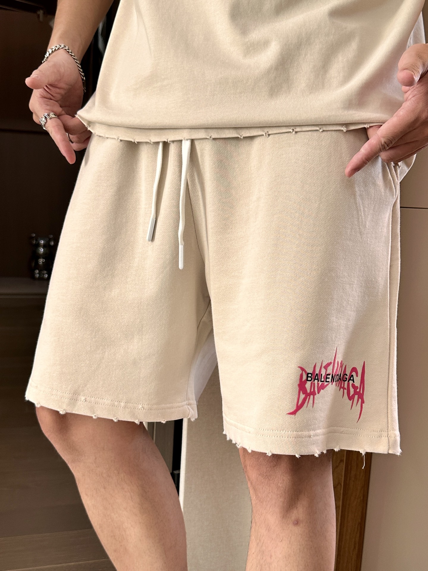 巴黎世家 圆领短袖短裤套装 半袖套装顶级版本贸易公司渠道订单，海外精品独家限定发售，经典即永恒，入手绝对