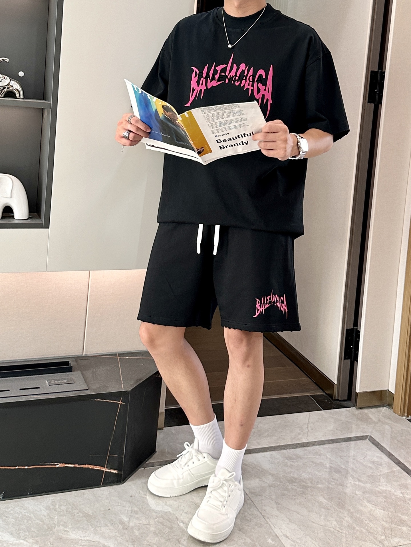 巴黎世家 圆领短袖短裤套装 半袖套装顶级版本贸易公司渠道订单，海外精品独家限定发售，经典即永恒，入手绝对