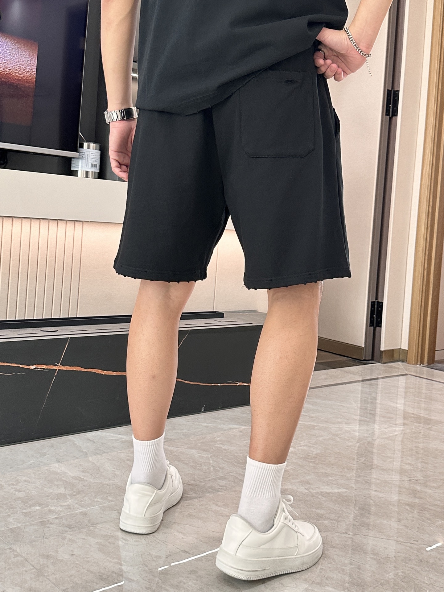 圣罗兰 圆领短袖短裤套装 半袖套装顶级版本贸易公司渠道订单，海外精品独家限定发售，经典即永恒，入手绝对值