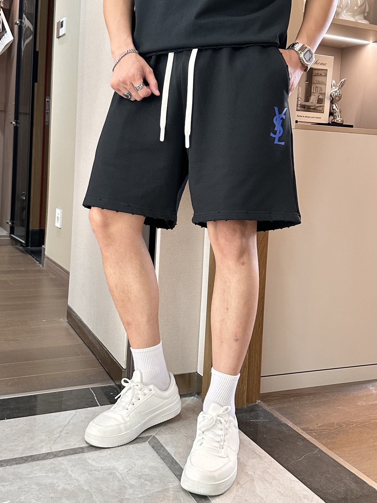 圣罗兰 圆领短袖短裤套装 半袖套装顶级版本贸易公司渠道订单，海外精品独家限定发售，经典即永恒，入手绝对值